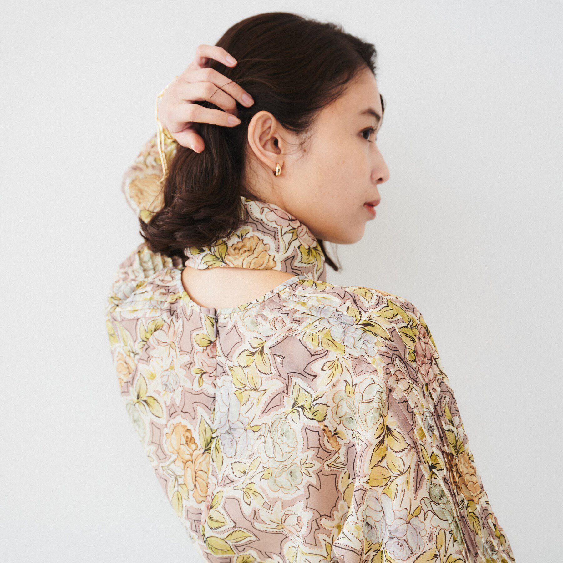 UNTITLED「【セットアップ可能】オールドフラワー プリントブラウス」|シャツ・ブラウス|