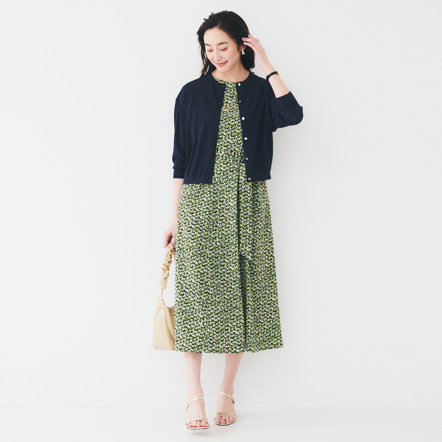 UNTITLED「【短丈/シアー/洗える】ドルマンスリーブカーディガン」|カーディガン|