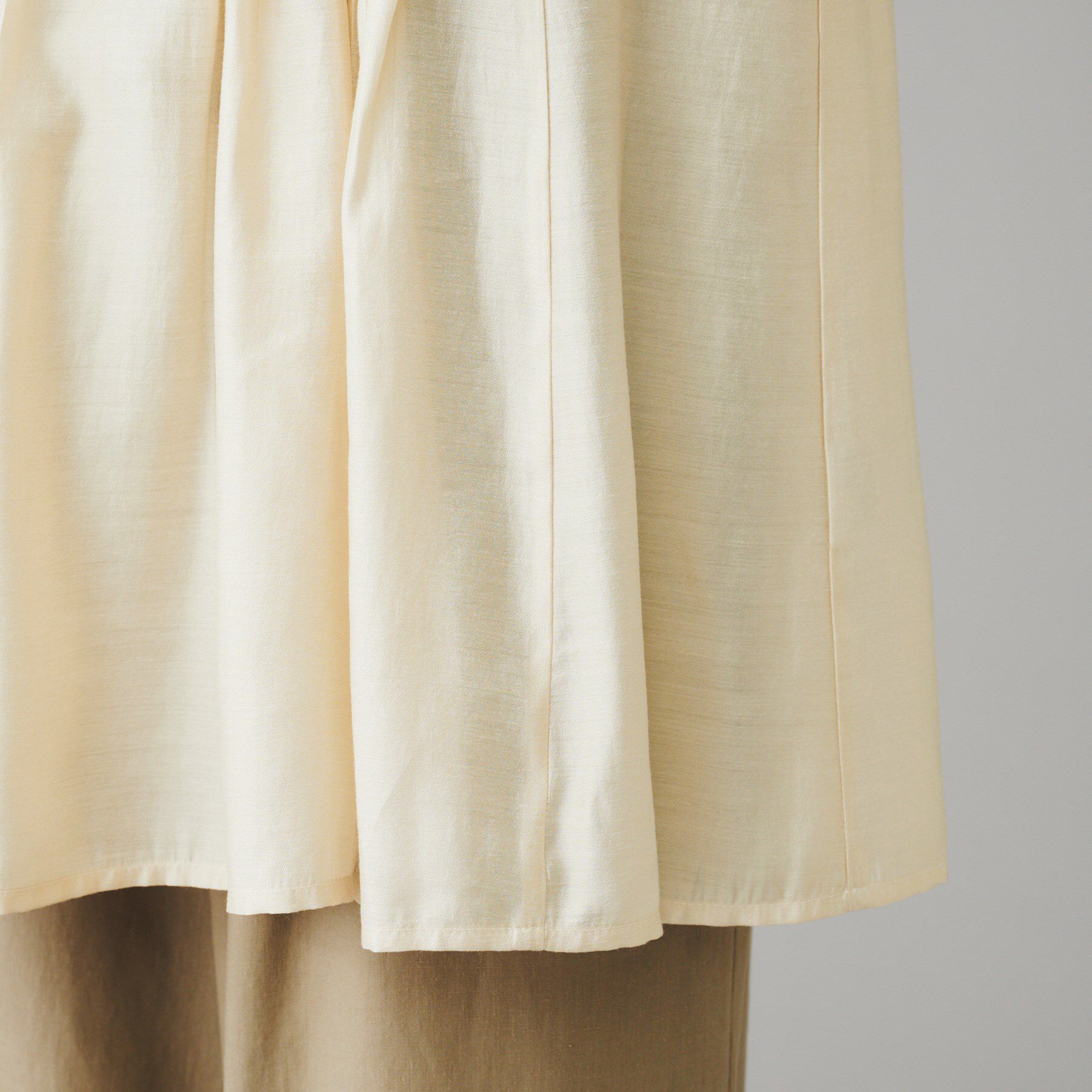 UNTITLED「【CHIGON】タックフレア フレンチブラウス」|シャツ・ブラウス|