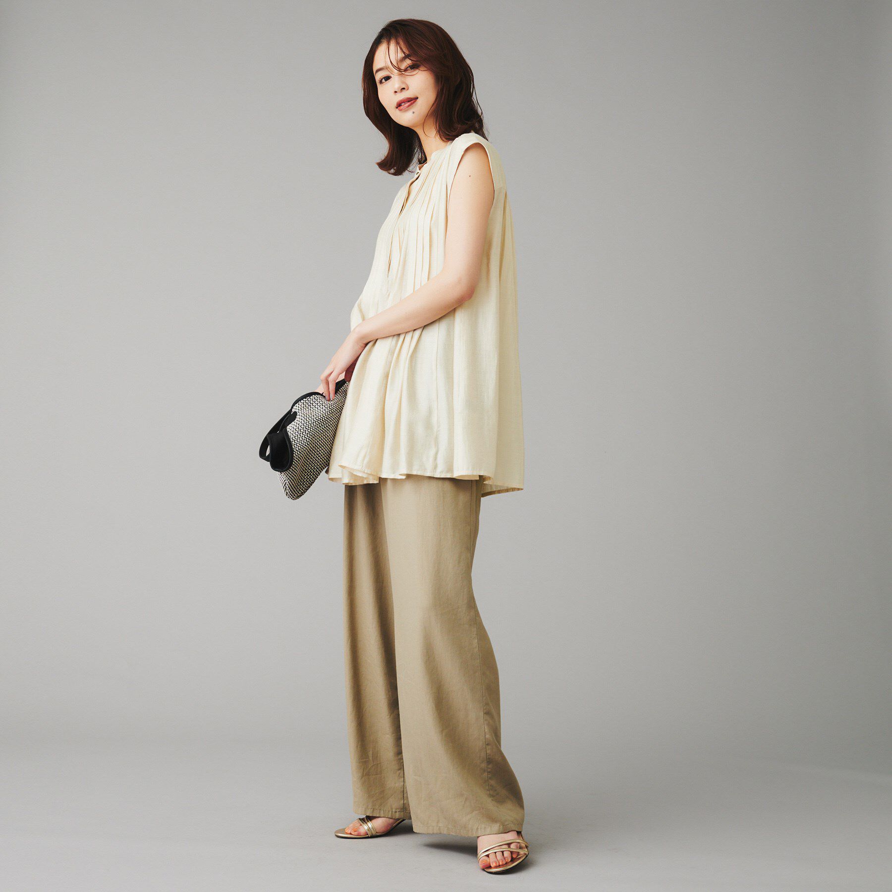 UNTITLED「【CHIGON】タックフレア フレンチブラウス」|シャツ・ブラウス|