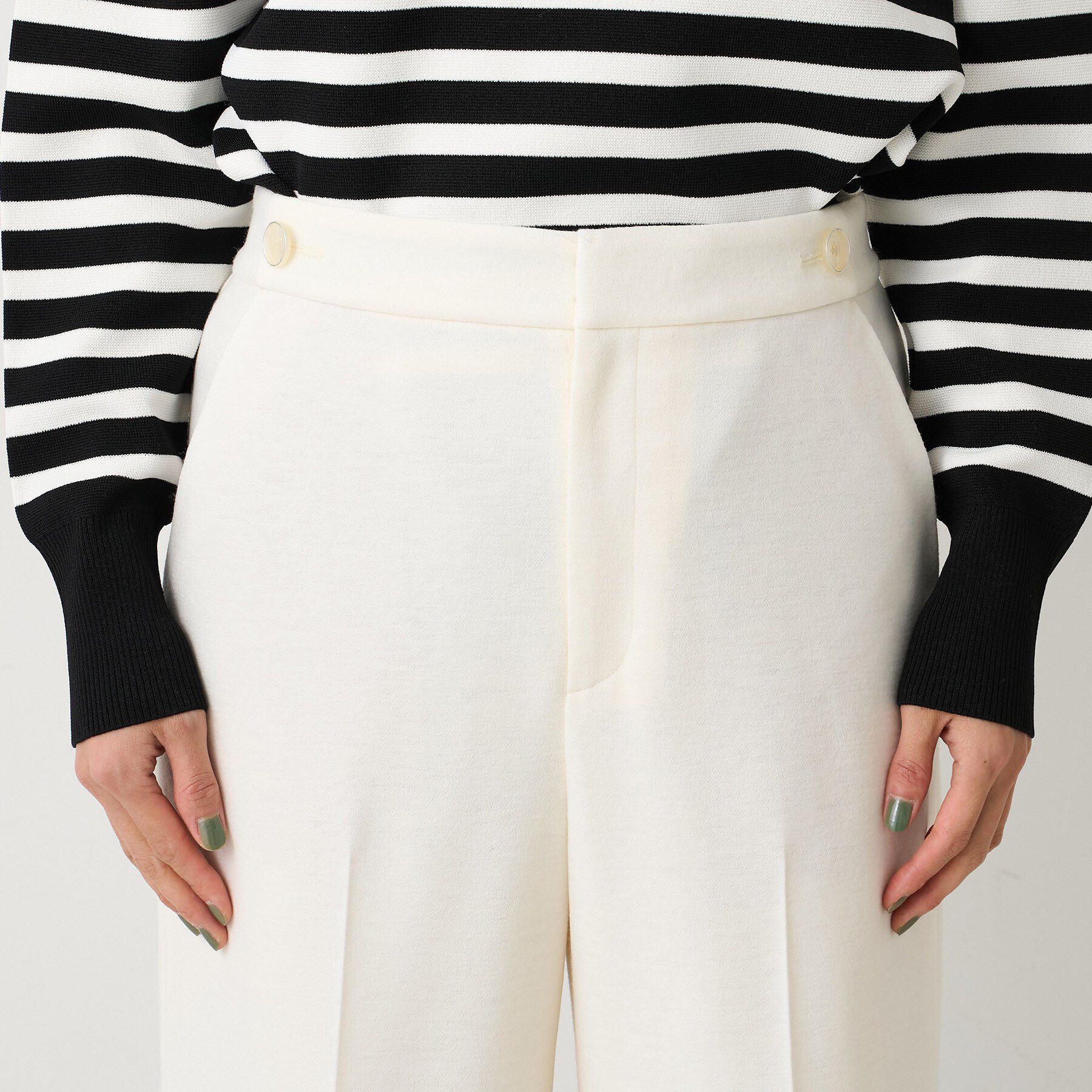 UNTITLED「【後ろウエストゴム】ミルドスムースクロップドワイドパンツ」|その他|