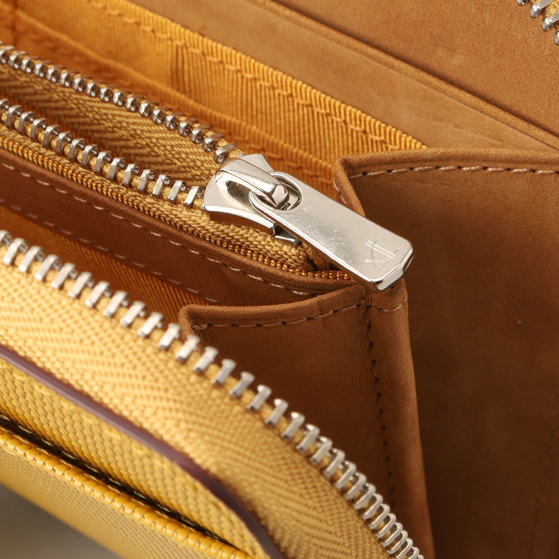 TAKEO KIKUCHI「【ソフト＆ナチュラル】ミニメッシュ レザー　ラウンドファスナー長財布」|財布|