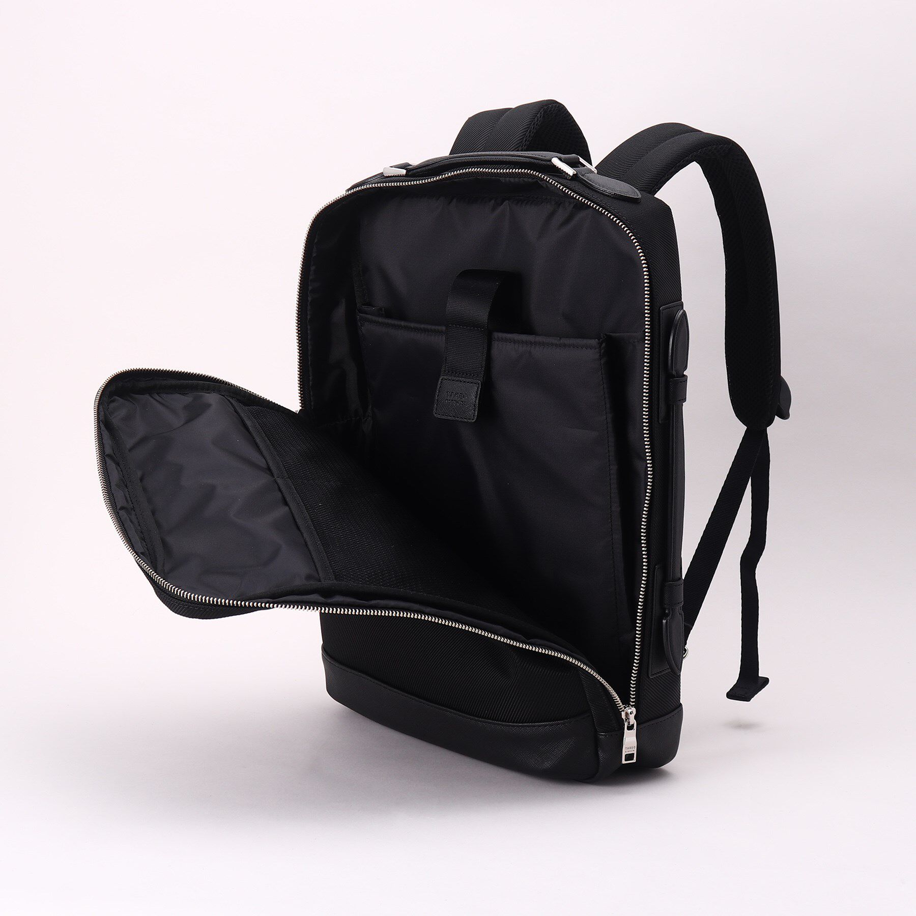 TAKEO KIKUCHI「【WEB限定】薄マチ 2WAY 大人　ビジネス バックパック」|リュック|