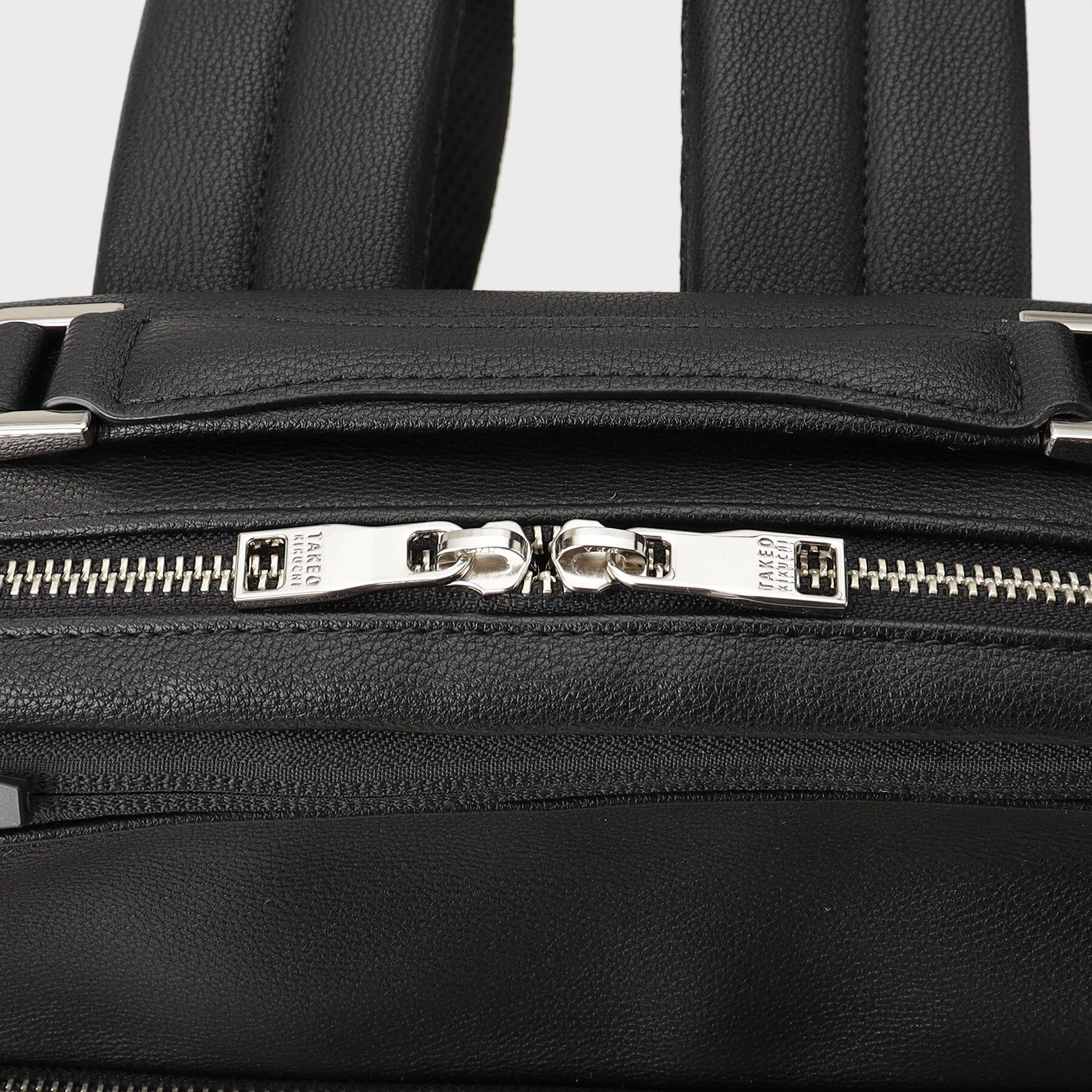 TAKEO KIKUCHI「【WEB限定】薄マチ 2WAY 大人　ビジネス バックパック」|リュック|