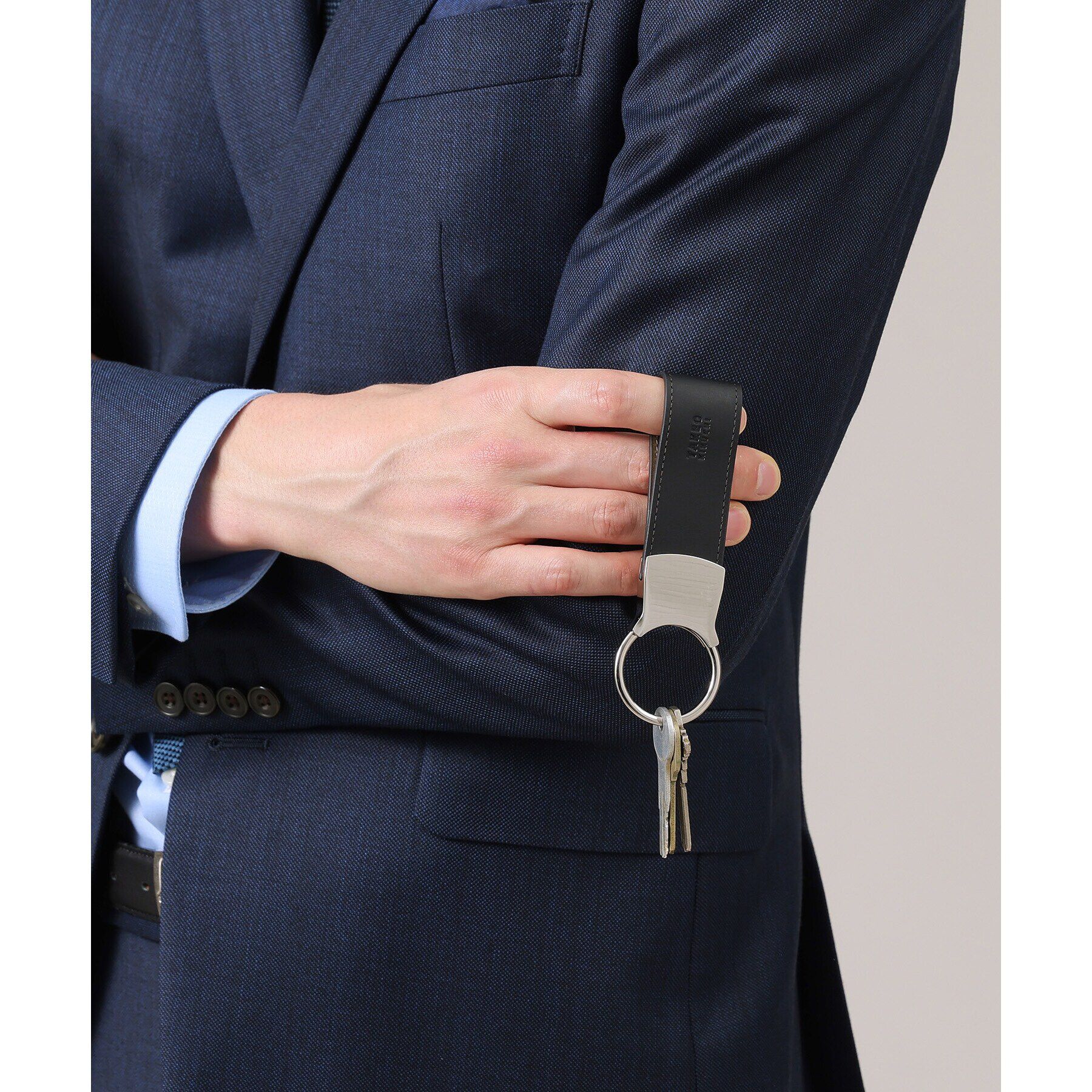 TAKEO KIKUCHI「アンティーク調レザー キーホルダー」|キーケース|