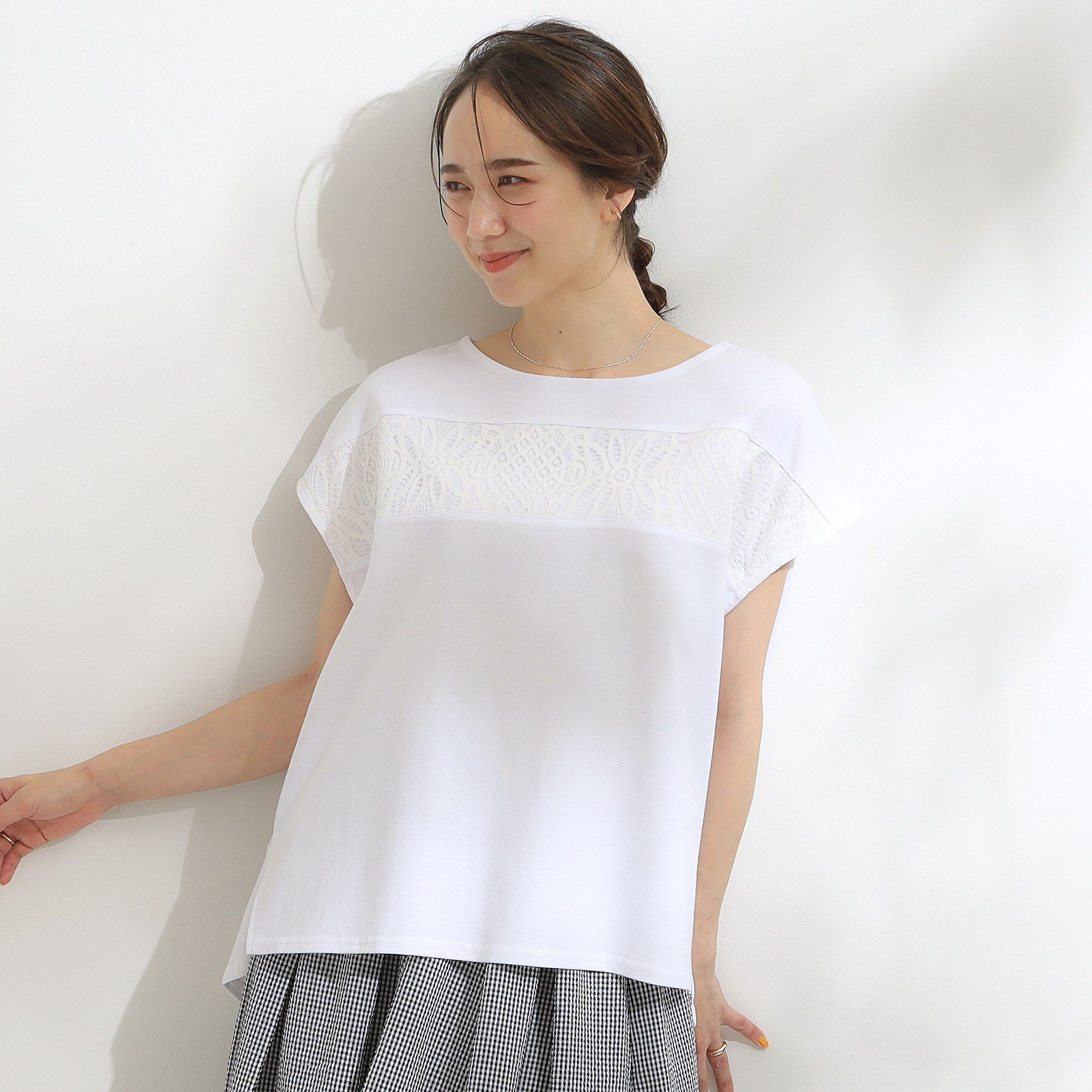 SHOO･LA･RUE「【洗える/S-LL/体型カバー】レース使いが華やか フレンチスリーブコットンTシャツ」|Tシャツ・カットソー|