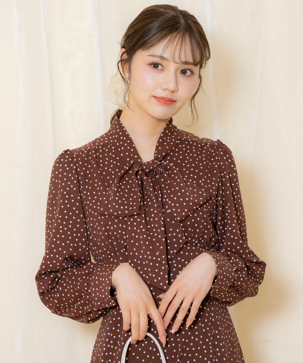 WILLSELECTION「ドット柄ギャザーヘムボウタイワンピース」|ワンピース|