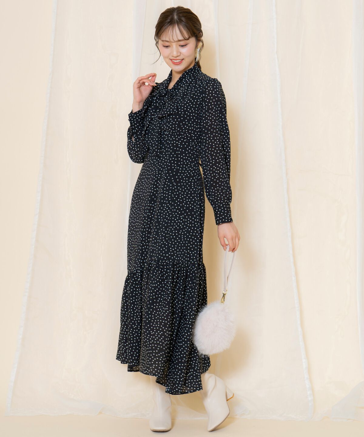 WILLSELECTION「ドット柄ギャザーヘムボウタイワンピース」|ワンピース|