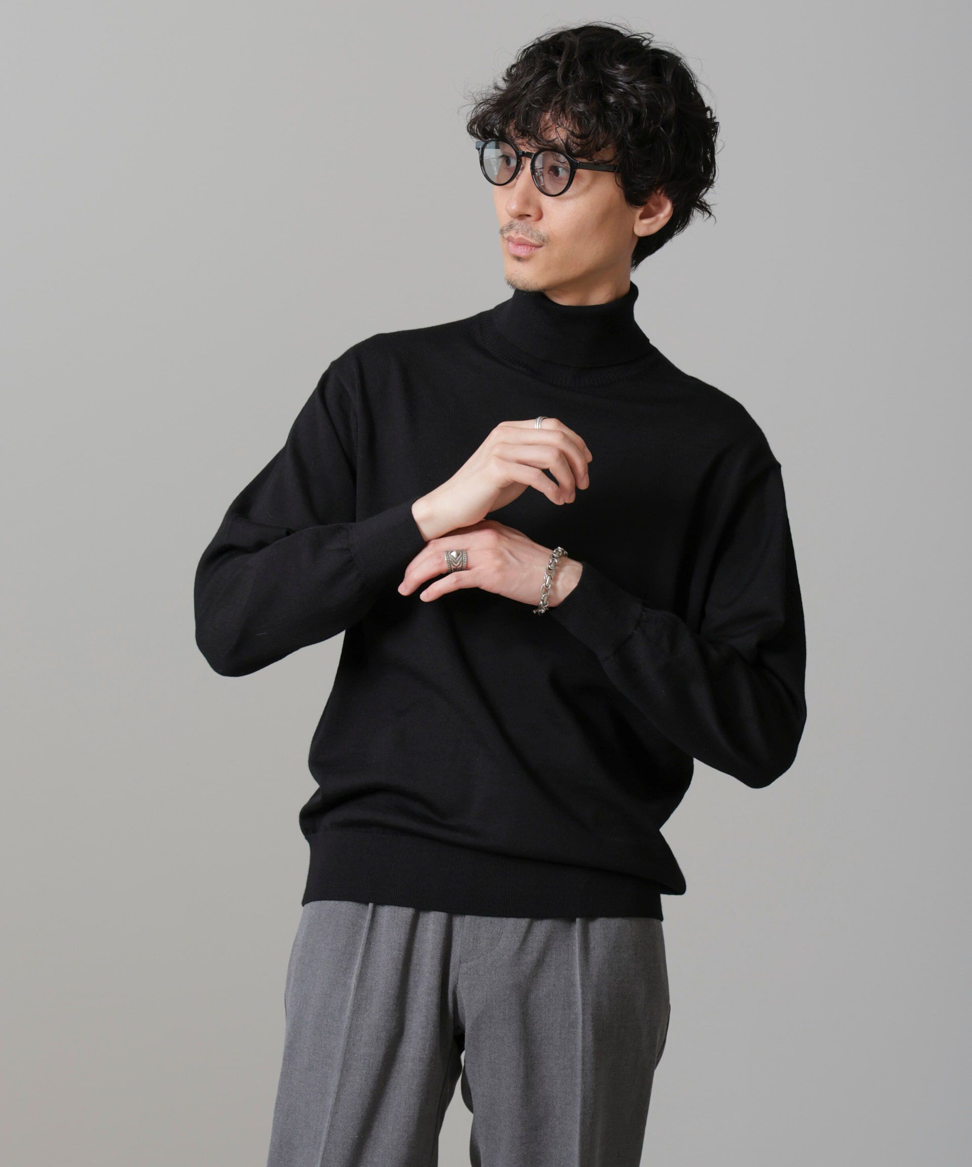 nano･universe「「毛玉レスニット」 ファインゲージタートルネック」|ニット・セーター|ブラック