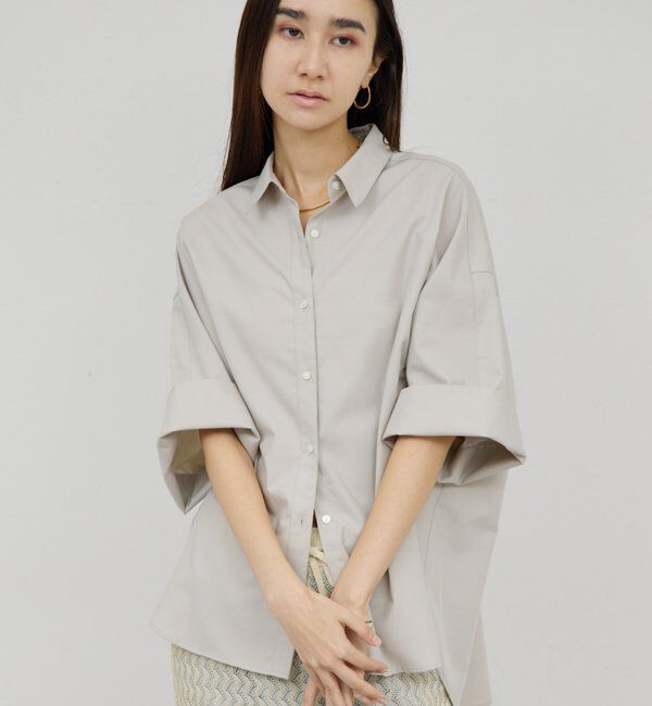  「ハーフスリーブシャツ」|シャツ・ブラウス|グレージュ