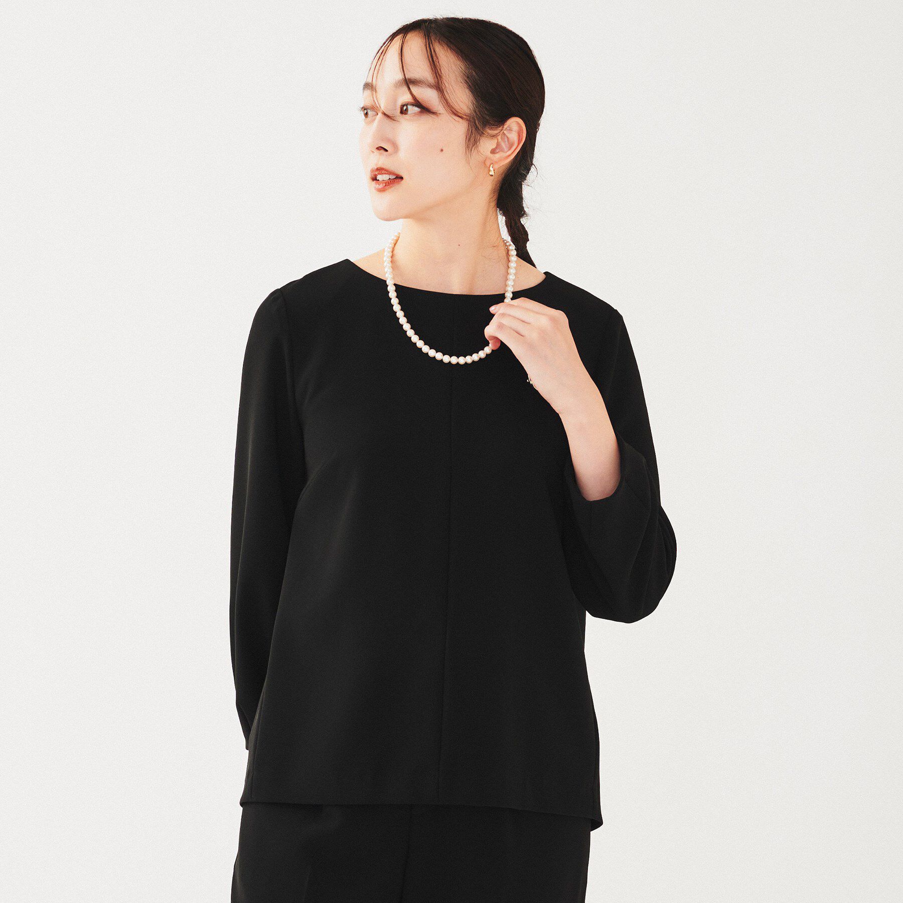 UNTITLED「【セットアップ可能】ペプラムブラウス」|シャツ・ブラウス|ブラック(019)