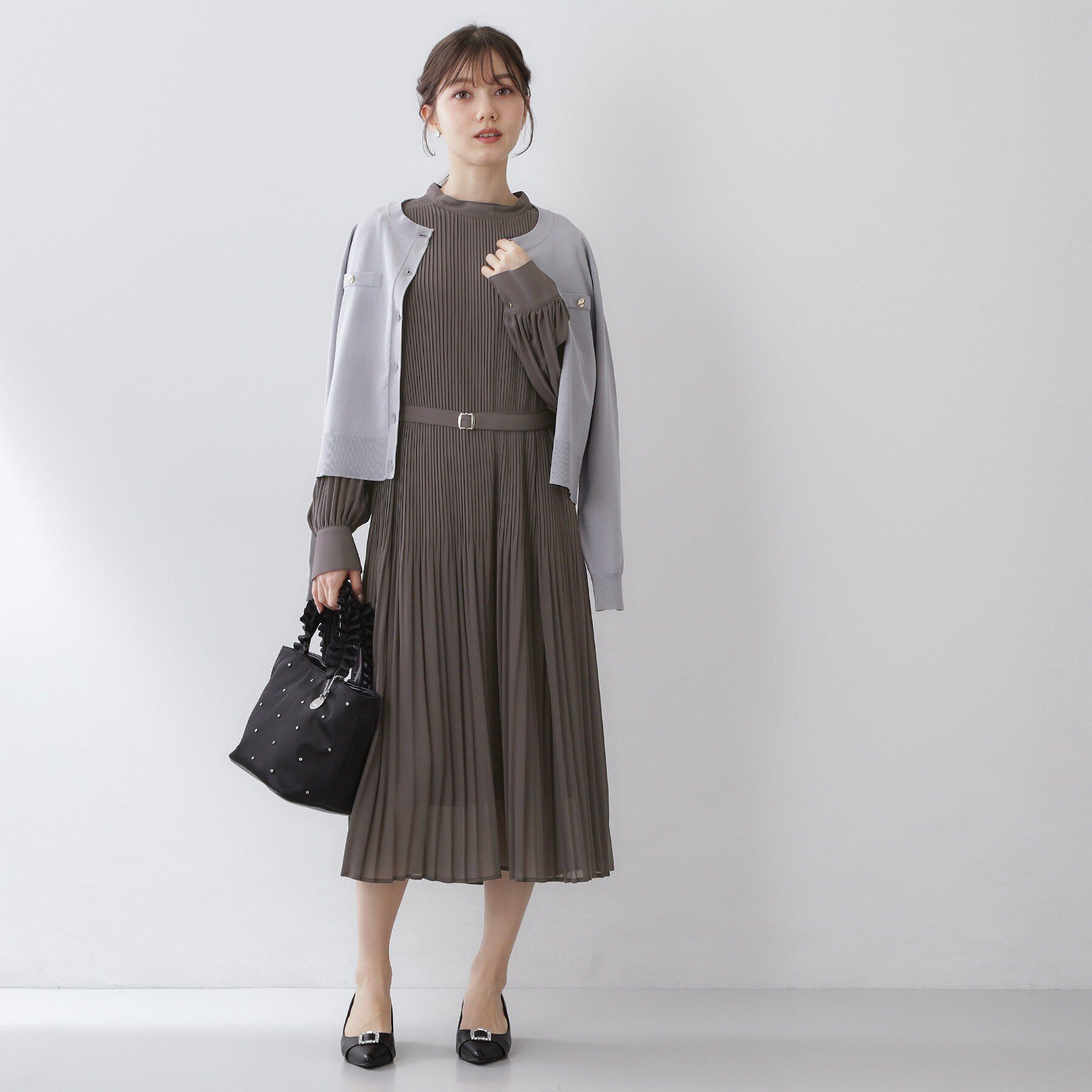 index「ベルト付きプリーツフレアワンピース【洗濯機OK/イージーアイロン/防シワ】《5col》」|ワンピース|