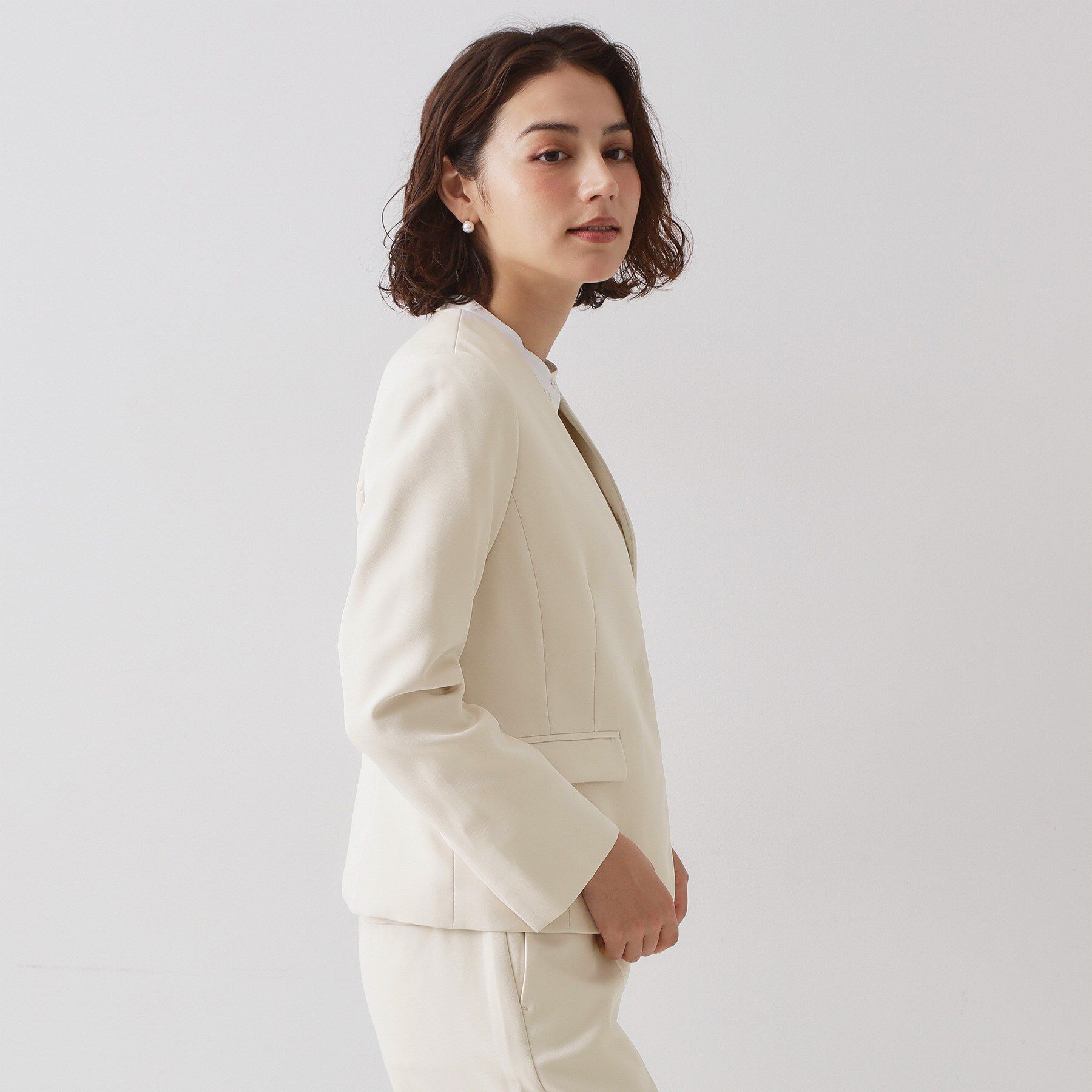 OPAQUE.CLIP「≪通勤・セレモニー/セットアップ対応≫ パイピングVネックジャケット【洗濯機OK】」|ノーカラージャケット|