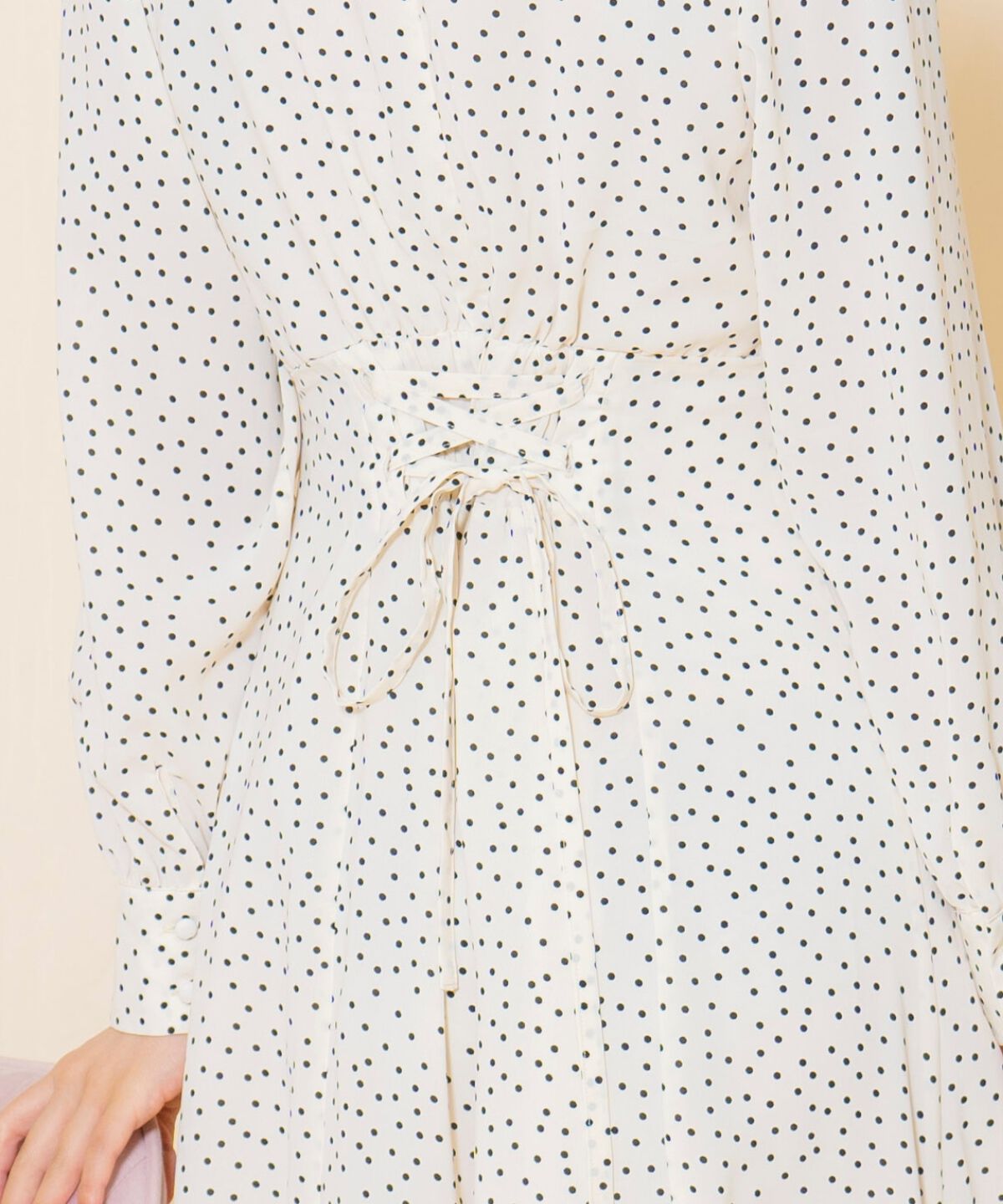 WILLSELECTION「ドット柄ギャザーヘムボウタイワンピース」|ワンピース|