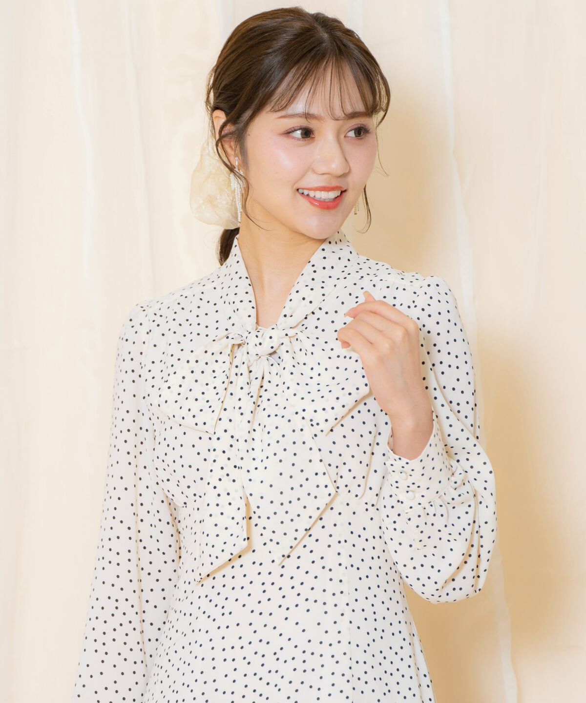 WILLSELECTION「ドット柄ギャザーヘムボウタイワンピース」|ワンピース|