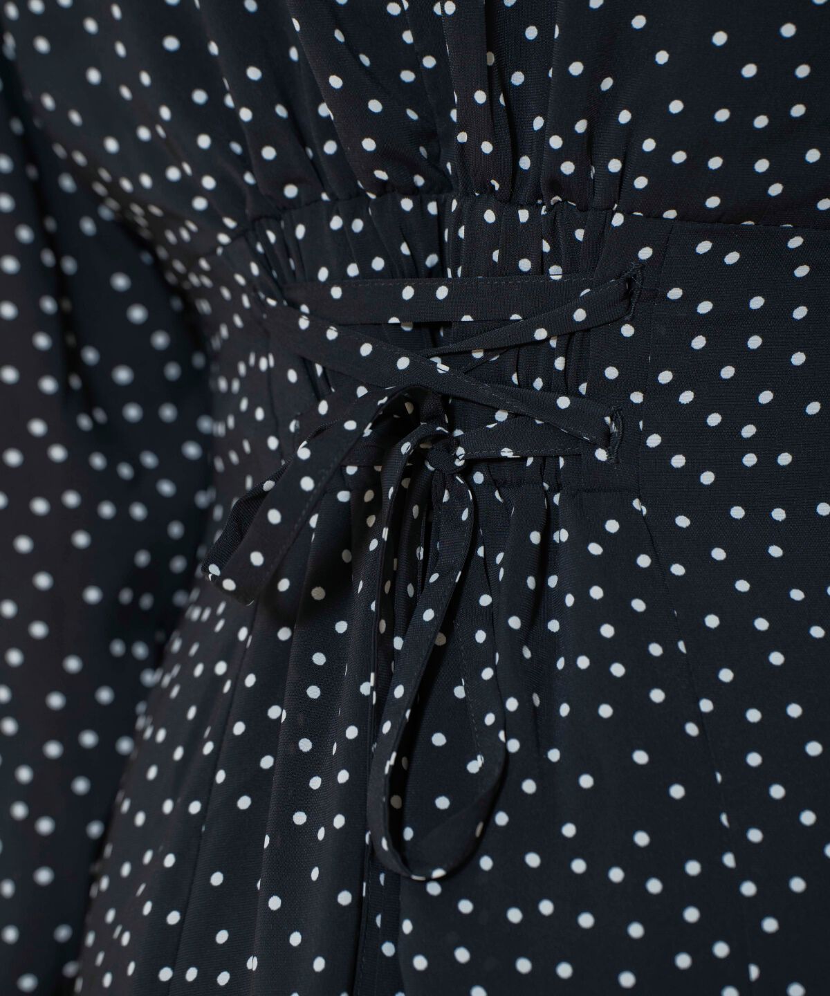 WILLSELECTION「ドット柄ギャザーヘムボウタイワンピース」|ワンピース|