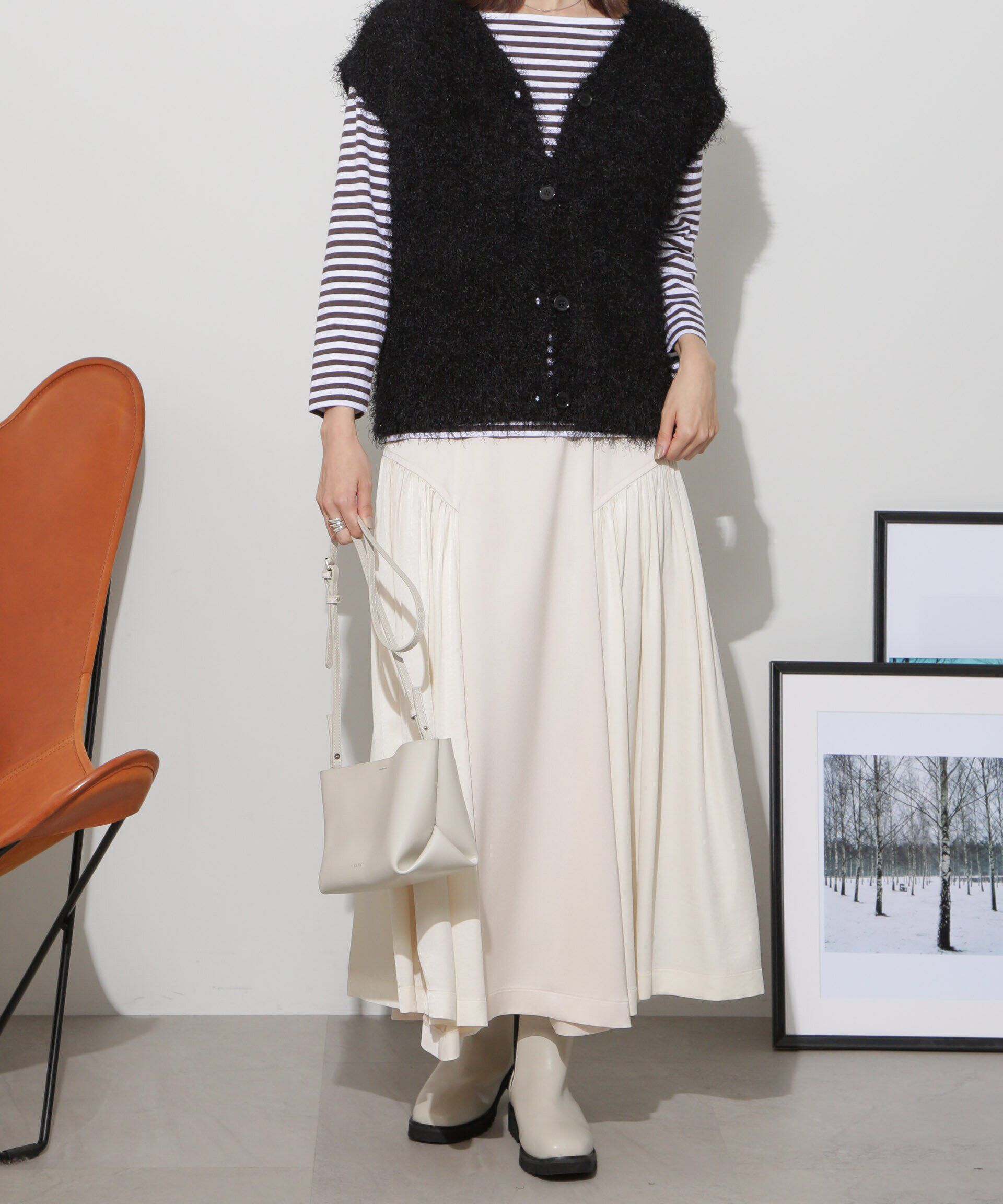 nano･universe「サイド切り替えサテンスカート」|スカート|ライトベージ 1