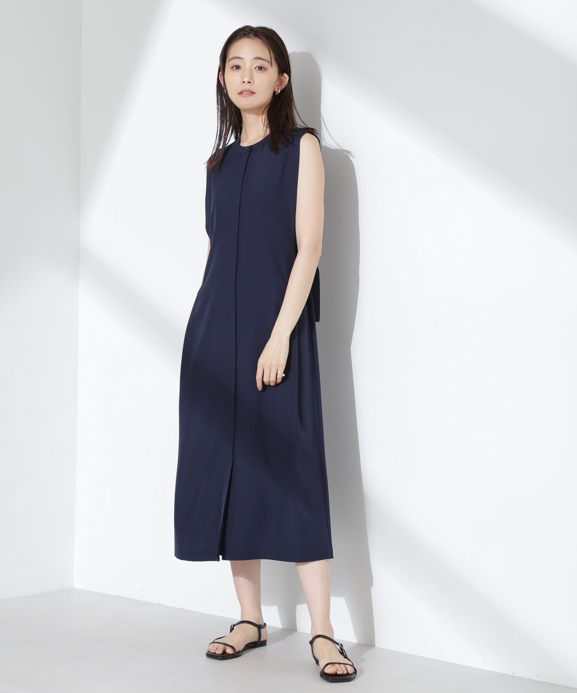 nano･universe「オープンフロントノースリーブワンピース」|ワンピース|