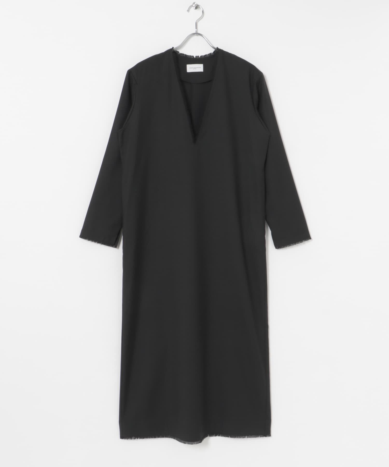 URBAN RESEARCH「new basic　深Vネックワンピース」|ワンピース|