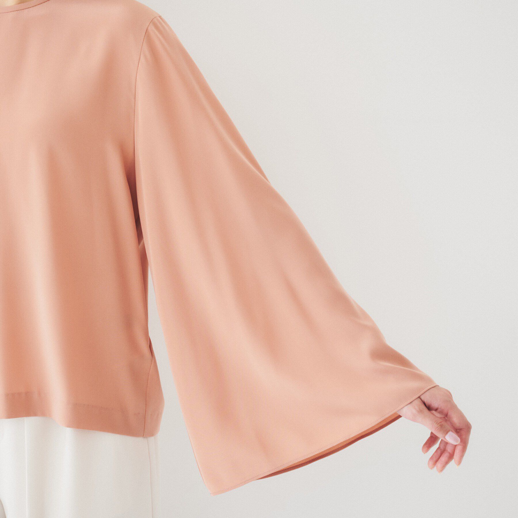 UNTITLED「フレアスリーブブラウス」|シャツ・ブラウス|