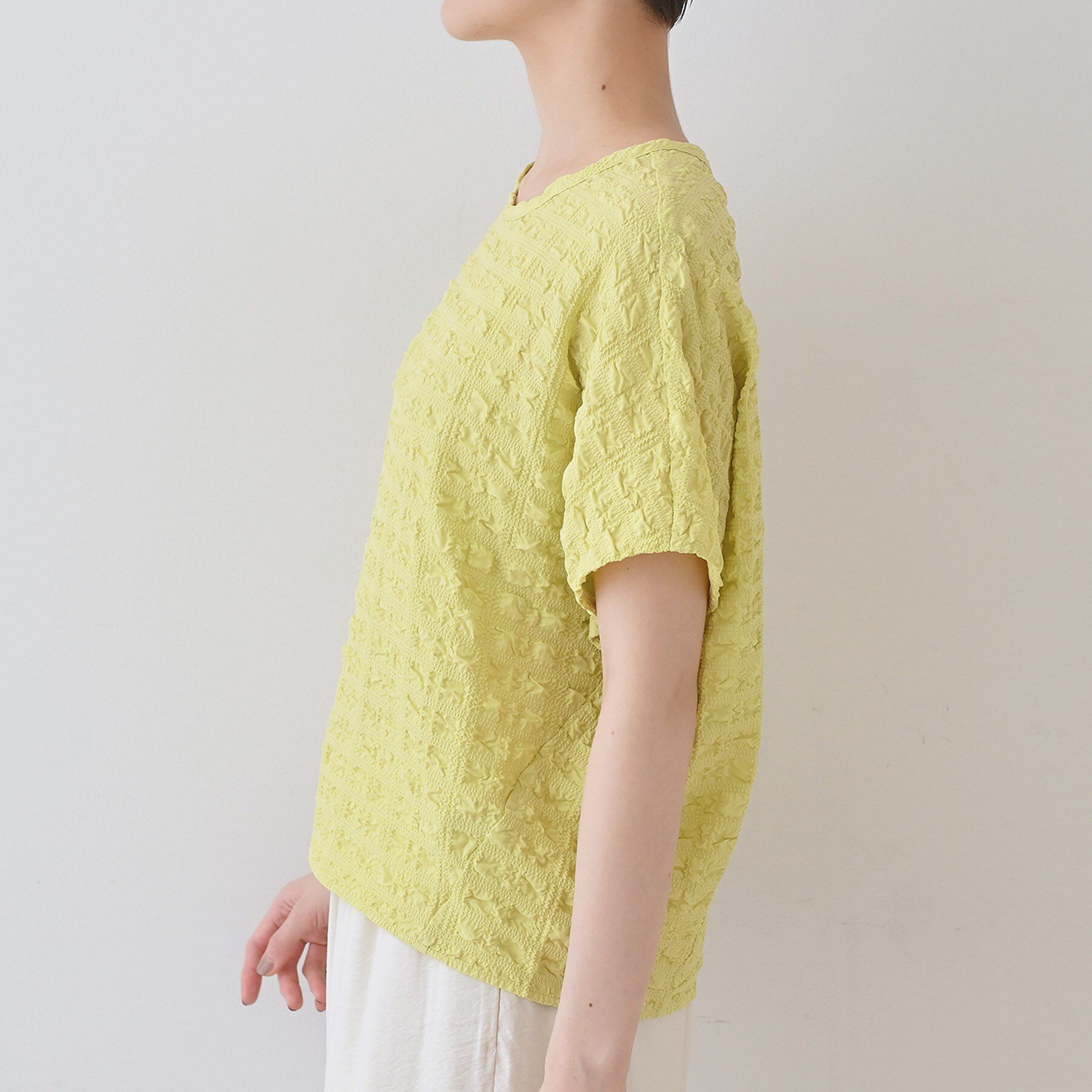 INDIVI「【洗える／凹凸素材／UVケア】コンパクトトップス」|Tシャツ・カットソー|