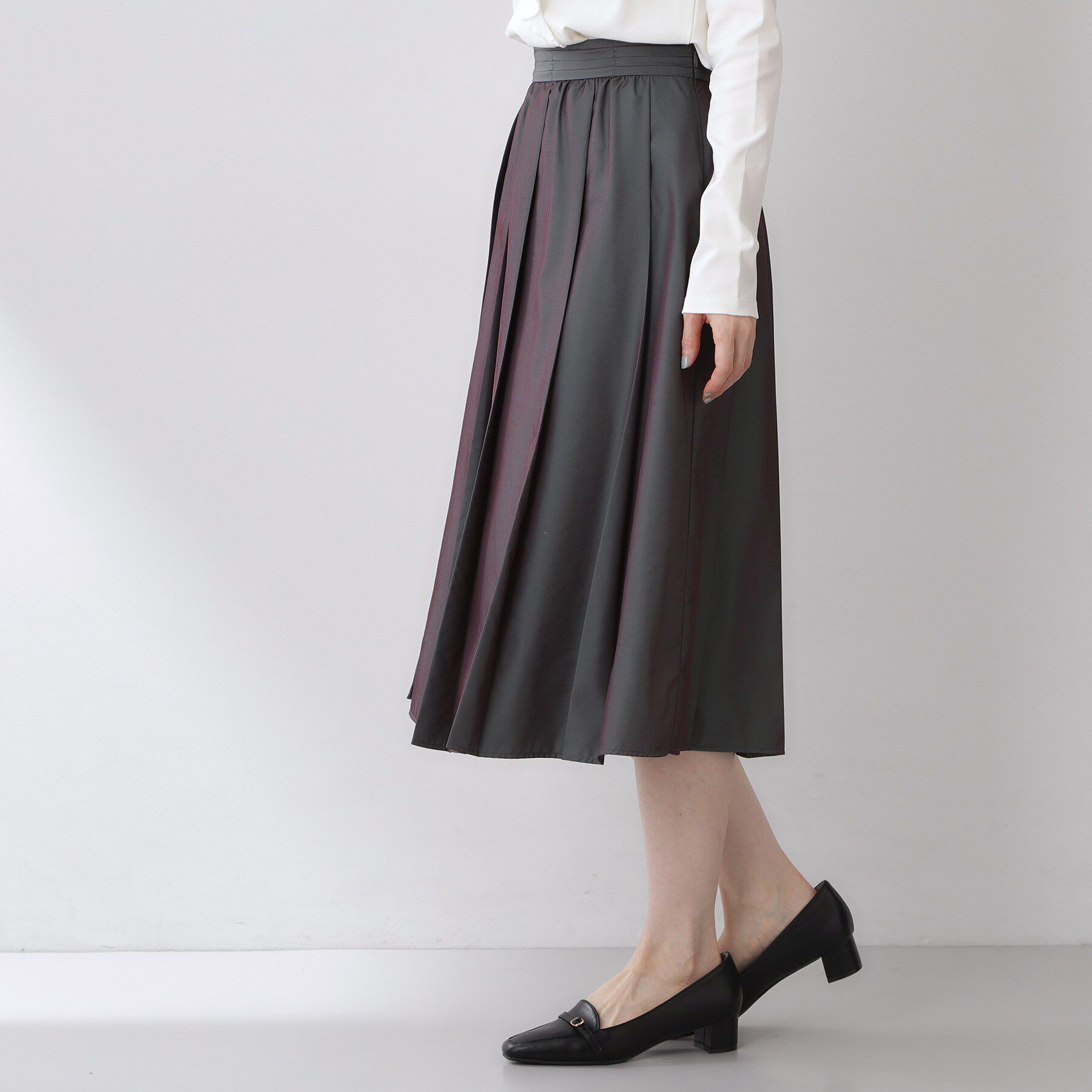 index「ポリシャンブレータックフレアスカート【洗濯機OK】」|スカート|