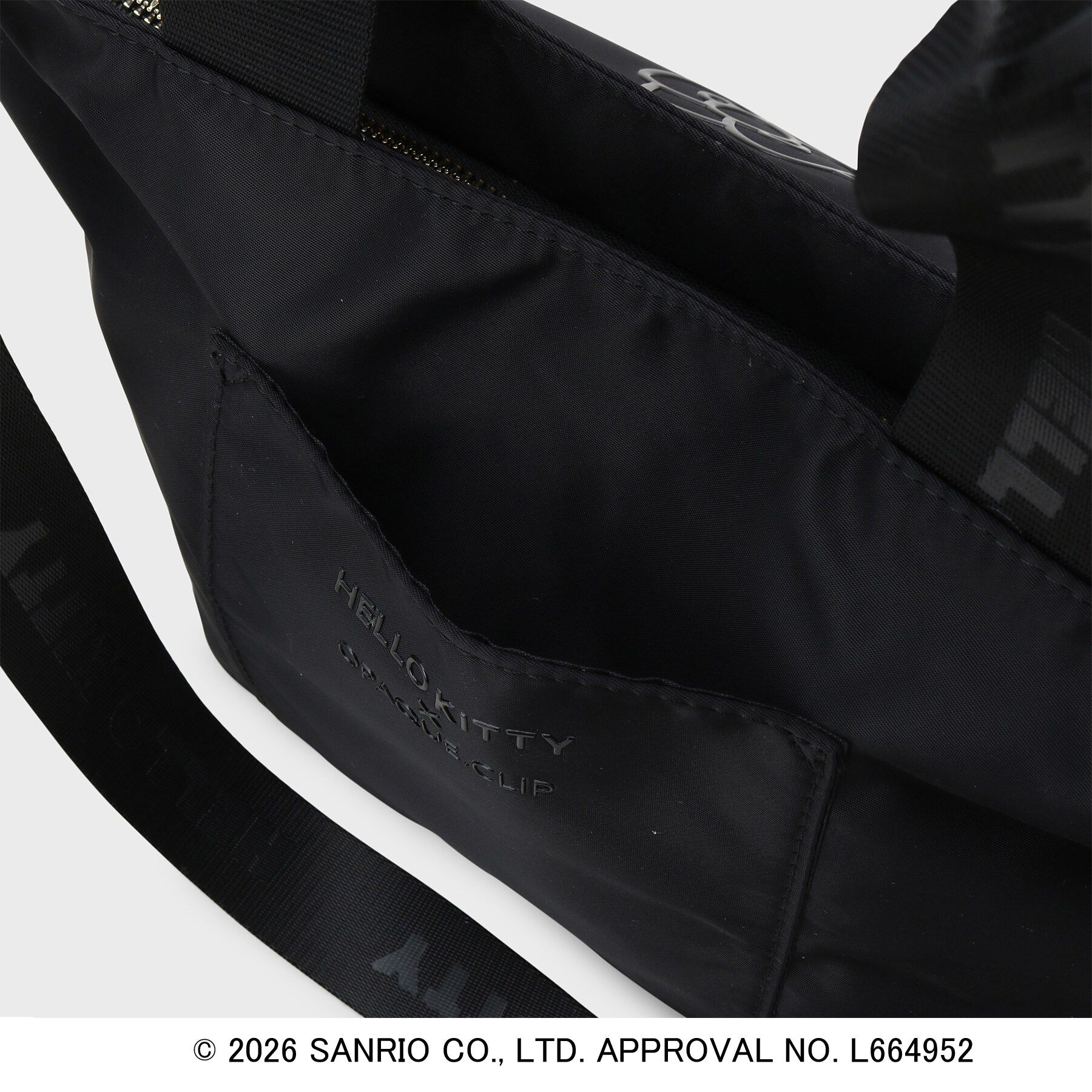 OPAQUE.CLIP「◆【ハローキティ】2WAY立体フェイスプリントミドルバッグ」|ハンドバッグ|