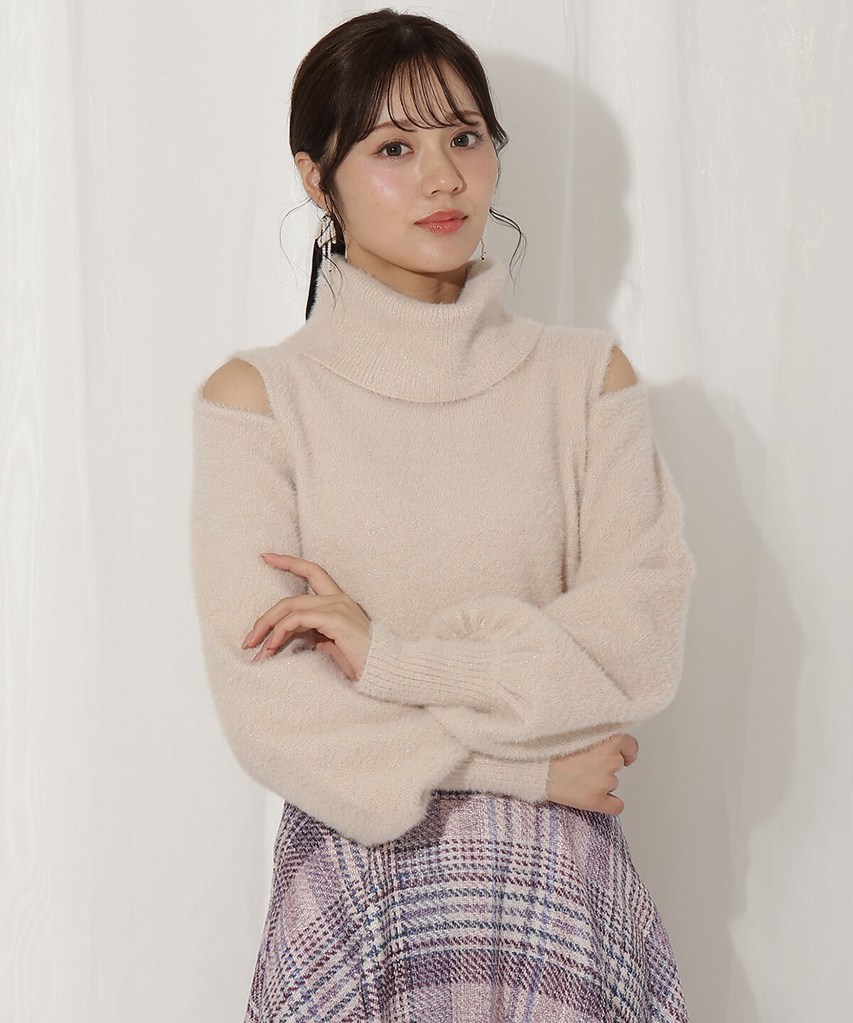 WILLSELECTION「ショルダースリットオフタートルフェザーニット」|ニット・セーター|ベージュ