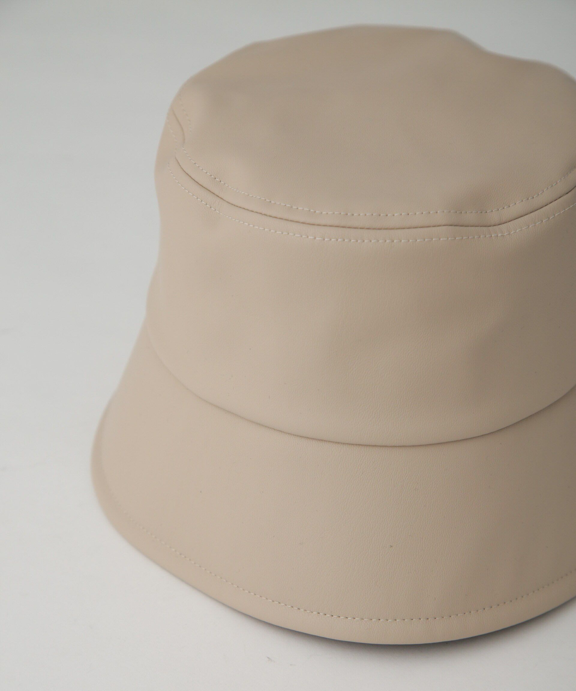 nano･universe「フェイクレザーバケットハット」|キャップ・キャスケット|