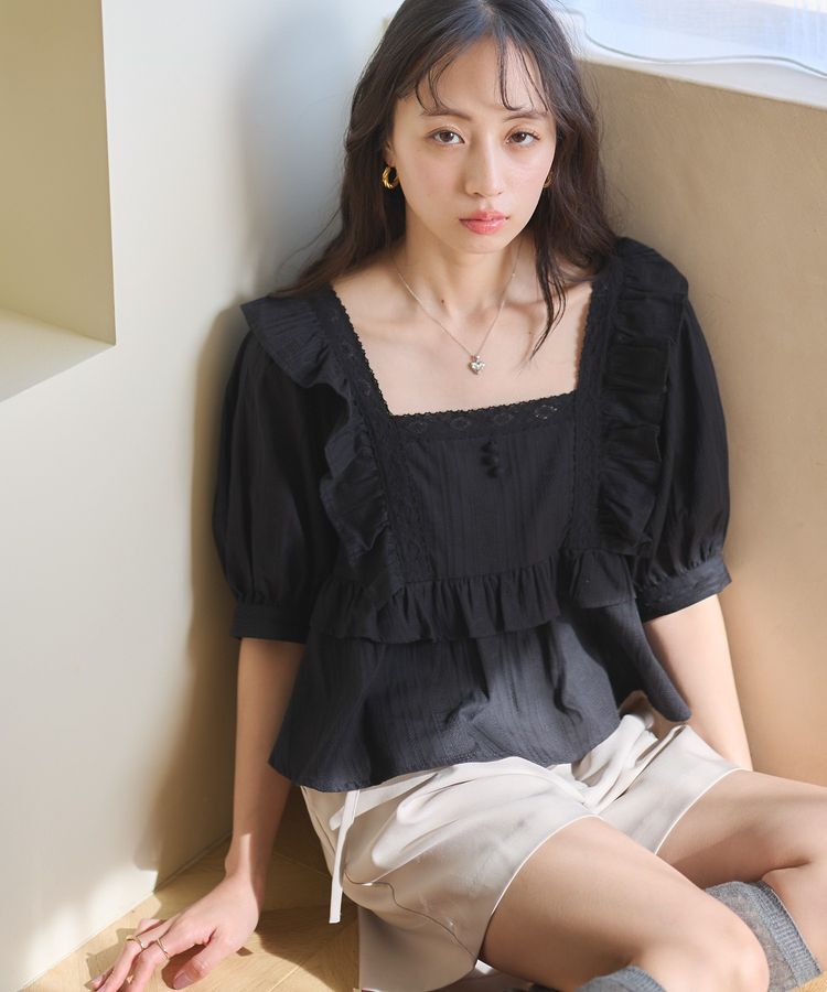 earth music&ecology「パフスリーブコットンフリルブラウス」|シャツ・ブラウス|