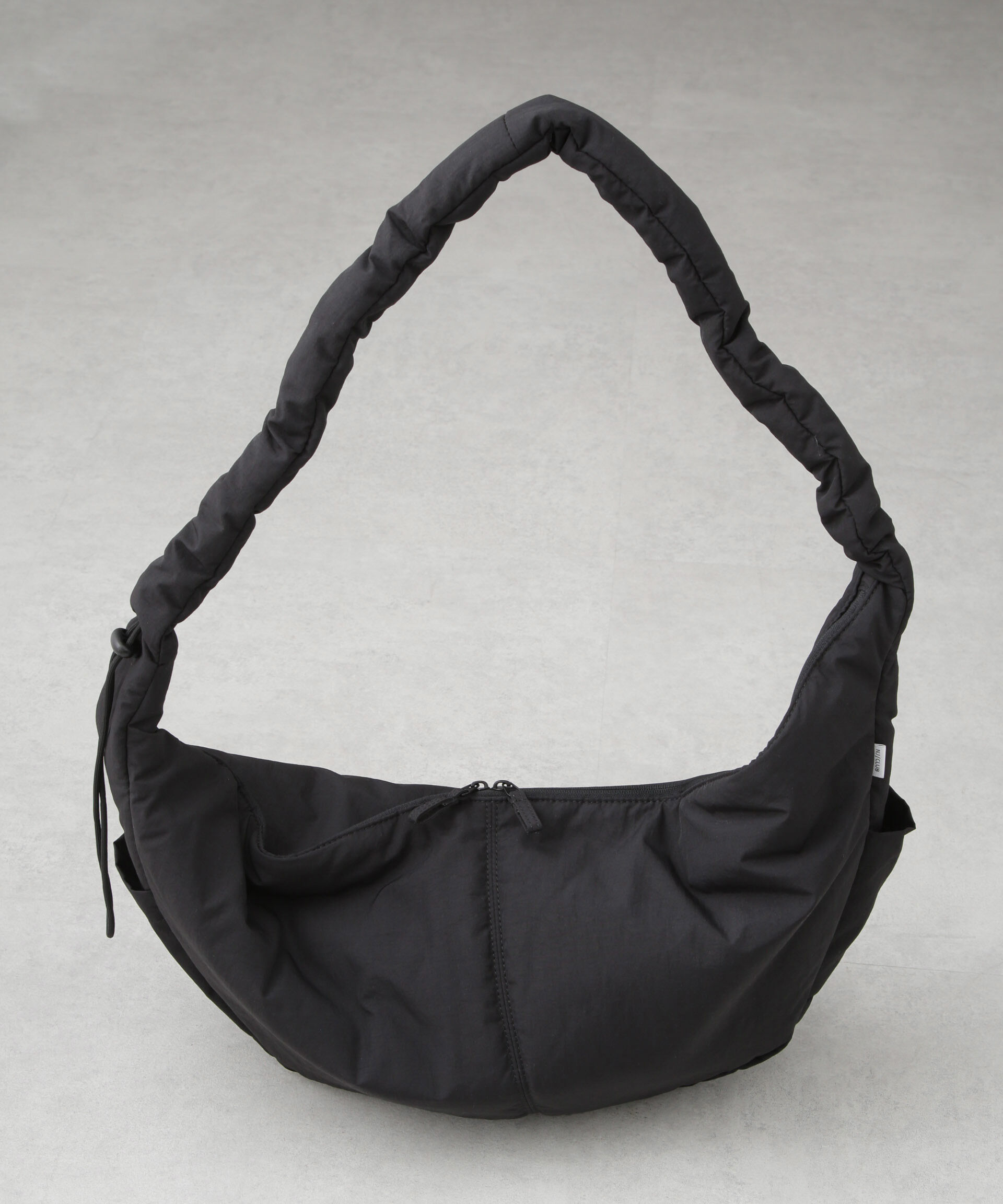 nano･universe「「NJ/CLUB」中綿ハーフムーンショルダーバッグ」|ショルダー・メッセンジャー|