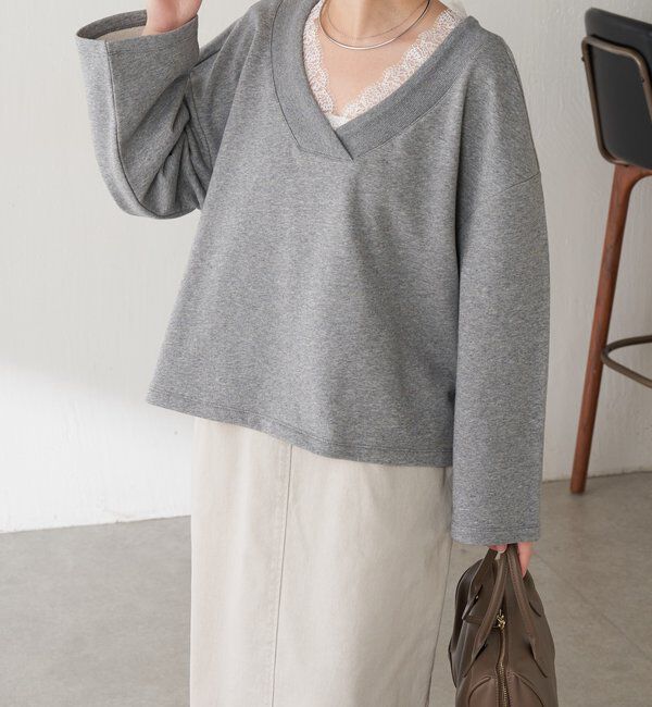  「【上品見え/小顔効果】レース付Vスウェット」|Tシャツ・カットソー|