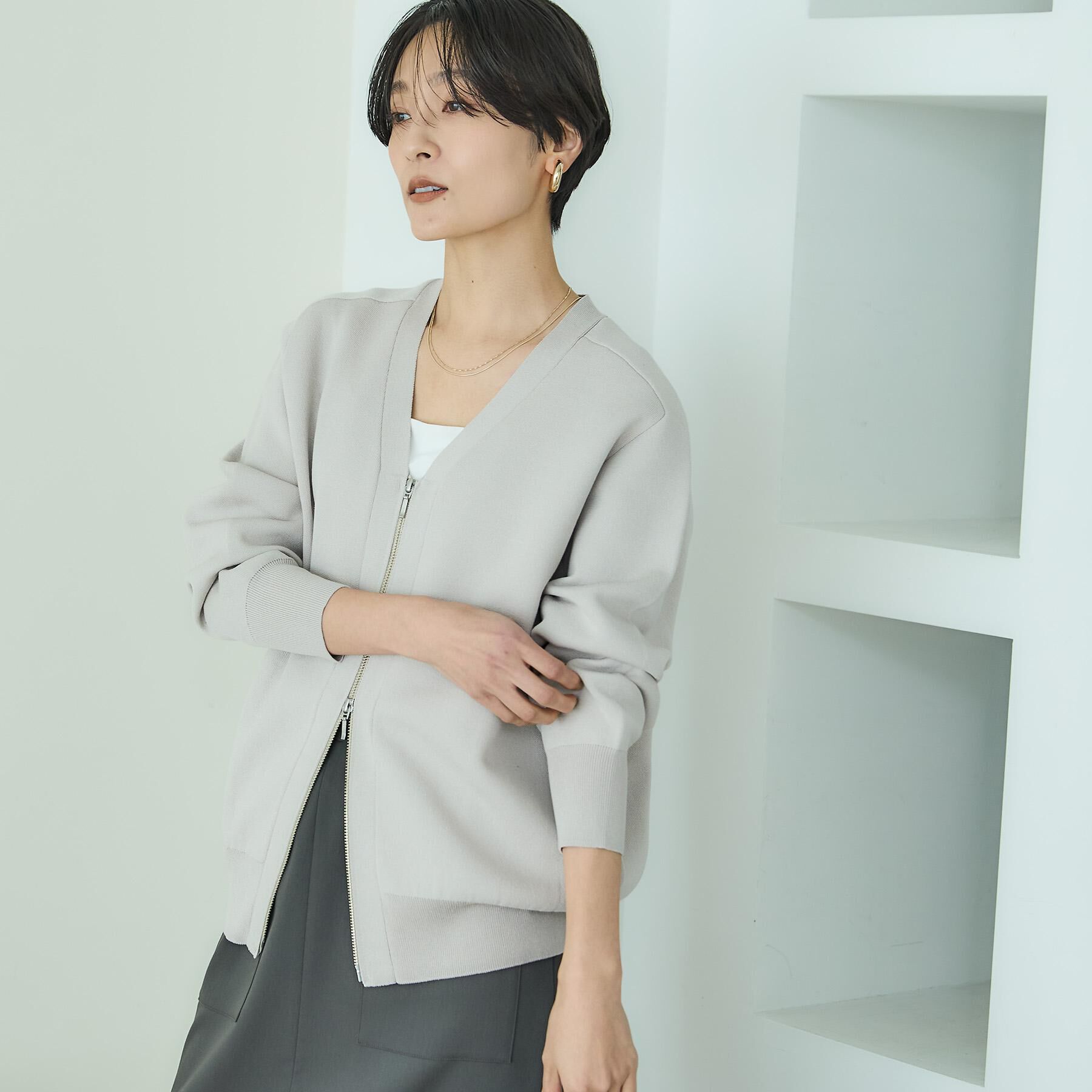 UNTITLED「ジップアップニットカーディガン」|カーディガン|グレージュ(050)