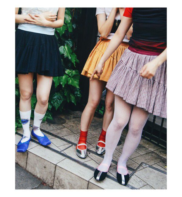 Ray BEAMS 「【別注】Anniel / サテン バレエ シューズ」|スニーカー|