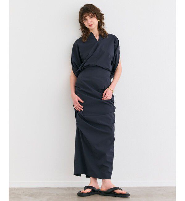 BEIGE,「【接触冷感/UVカット/洗える・BAILA 8.9月合併号掲載】YANN / Vスリットプルオーバーブラウス」|シャツ・ブラウス|