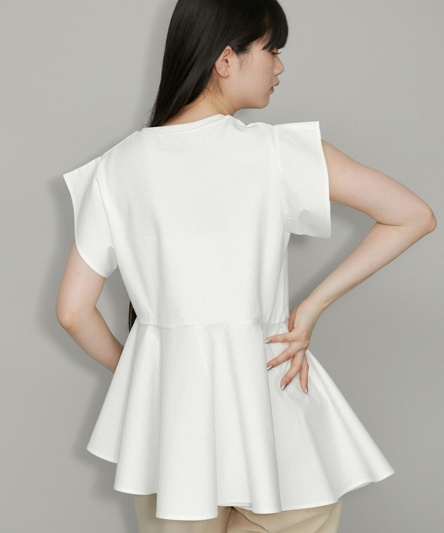 ADAM ET ROPE'「【再入荷・WEB限定・洗える】フリルペプラムカットソー」|Tシャツ・カットソー|