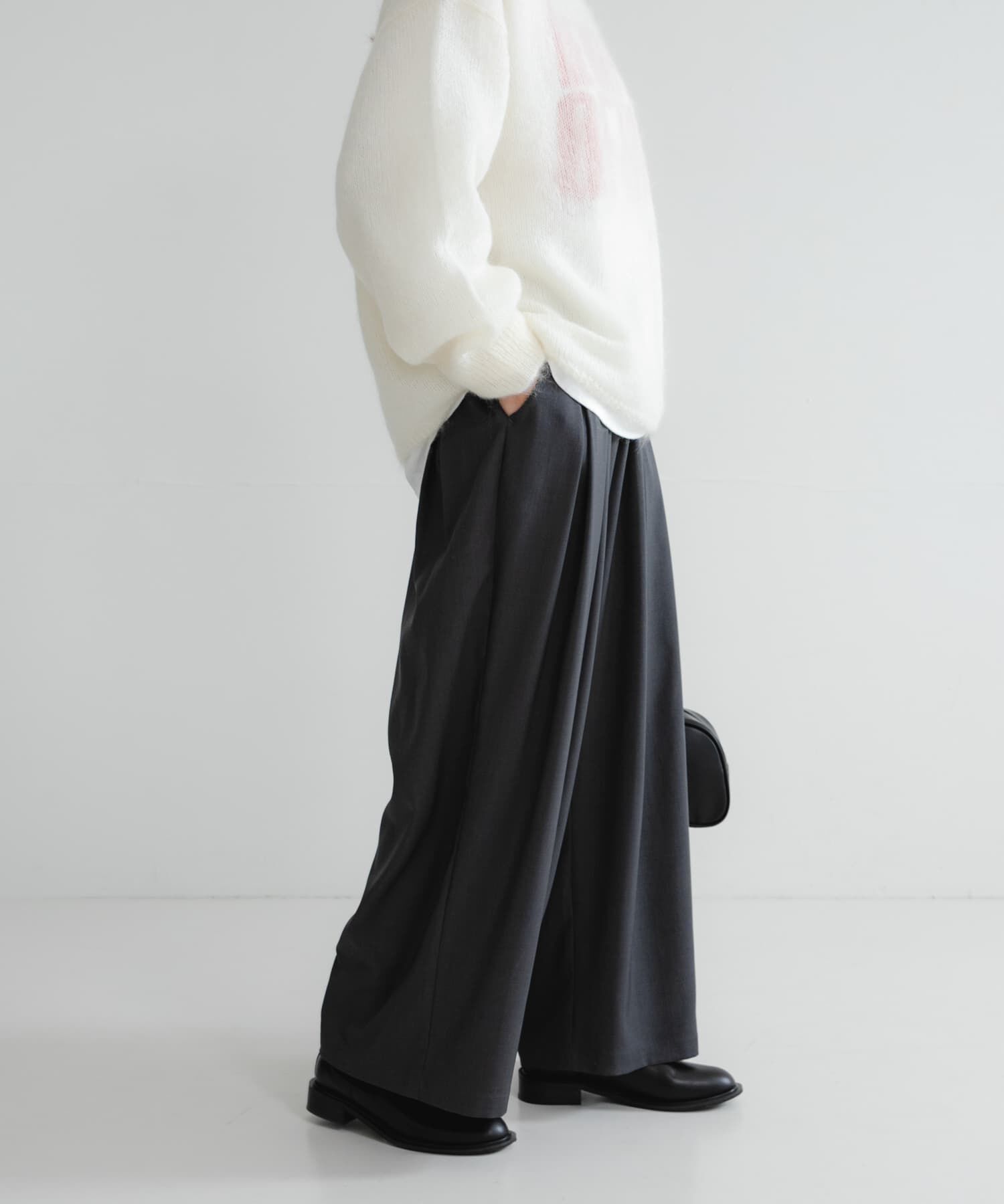 URBAN RESEARCH「ストレッチタックギャザーワイドパンツ」|その他|