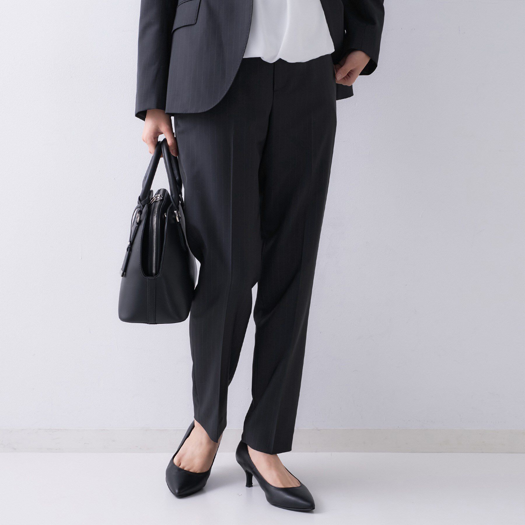 UNTITLED「【仕事着/スーツ】プレミアムテーパードパンツ」|その他|