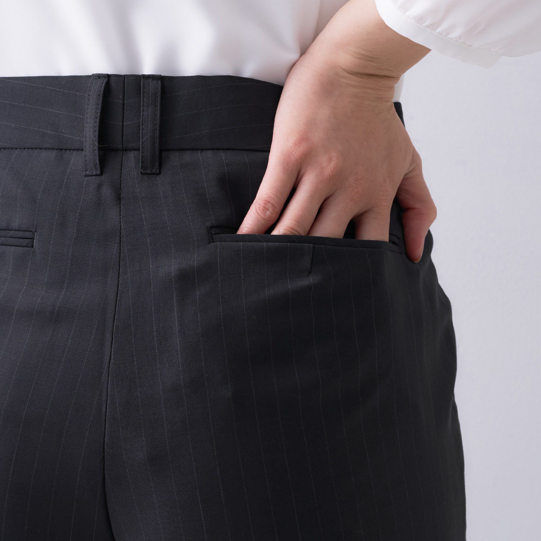 UNTITLED「【仕事着/スーツ】プレミアムテーパードパンツ」|その他|