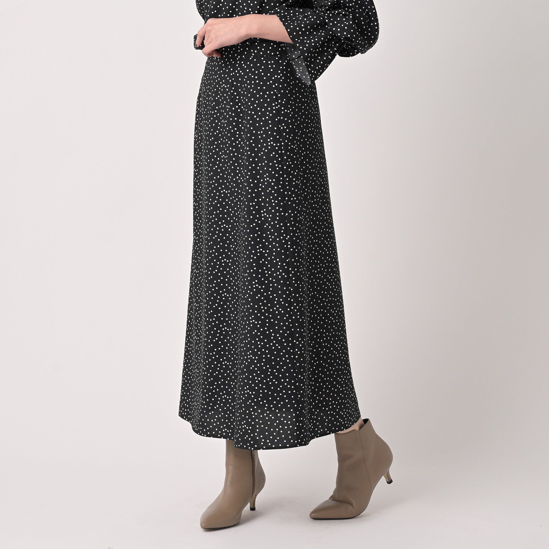 UNTITLED「ランダムドットスカート」|スカート|