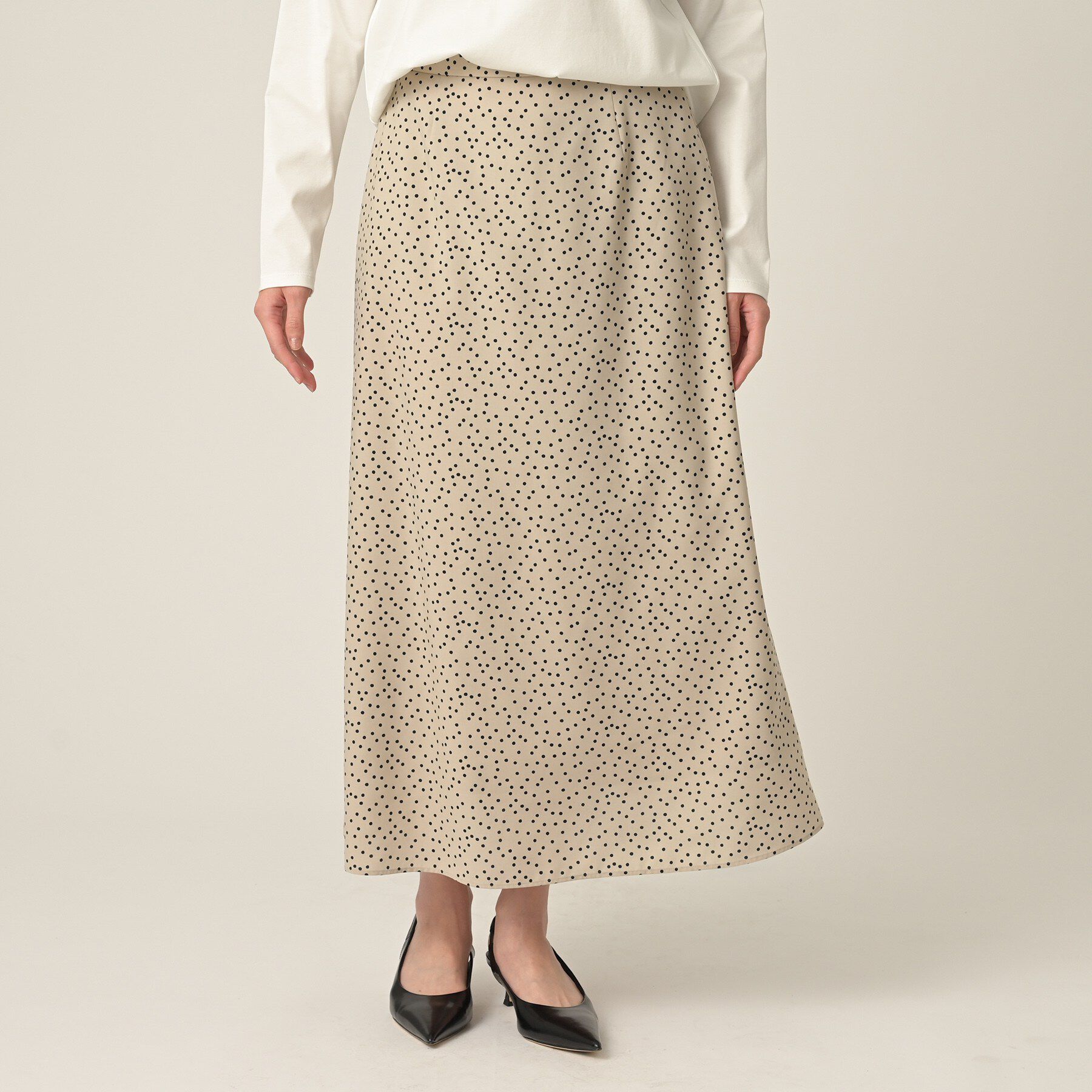 UNTITLED「ランダムドットスカート」|スカート|ライトベージュ(15