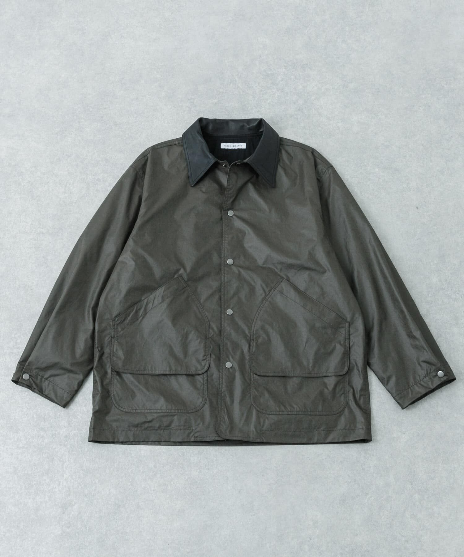 URBAN RESEARCH「NYLON HUNTING JACKET」|ノーカラーコート|カーキ
