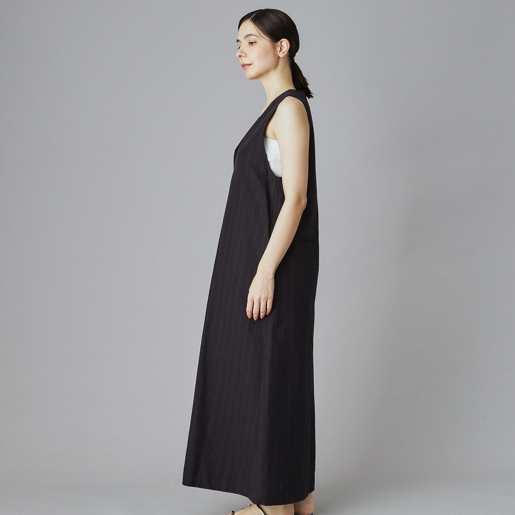 DRESSTERIOR「TICCA（ティッカ）Vネックノースリーブワンピース」|ワンピース|