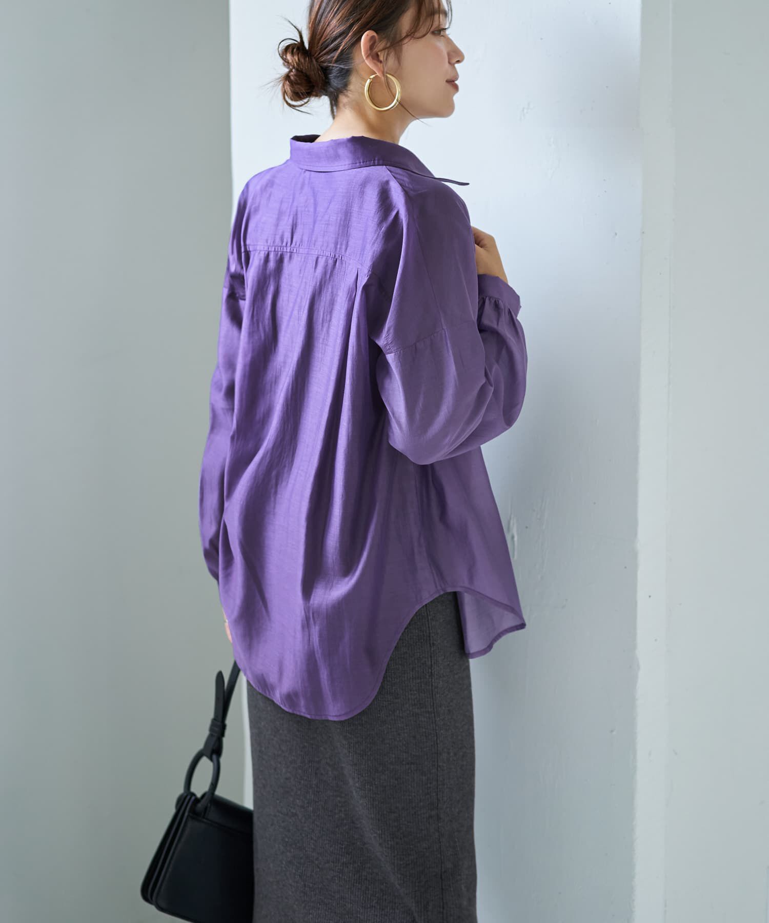 STYLE DELI「【袖口がゴムで便利な】微シアー微光沢シャツ」|シャツ・ブラウス|