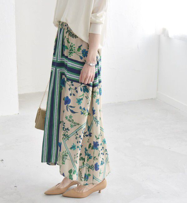 quaranciel「quaranciel: SPRINTEX フラワーパネル柄 スカーフ フレア スカート」|スカート|