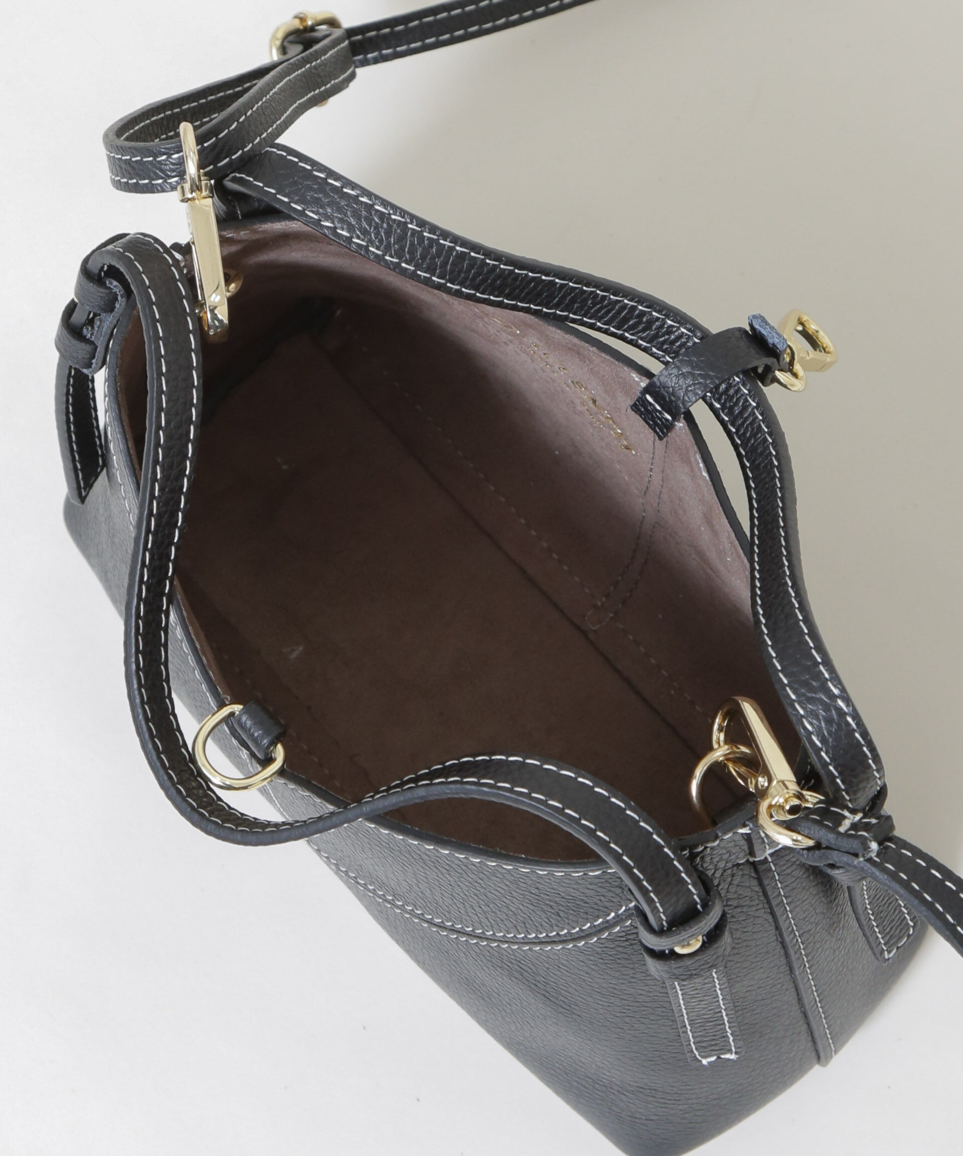 nano･universe「AULENTTI/レザーステッチショルダーバッグ」|ショルダー・メッセンジャー|