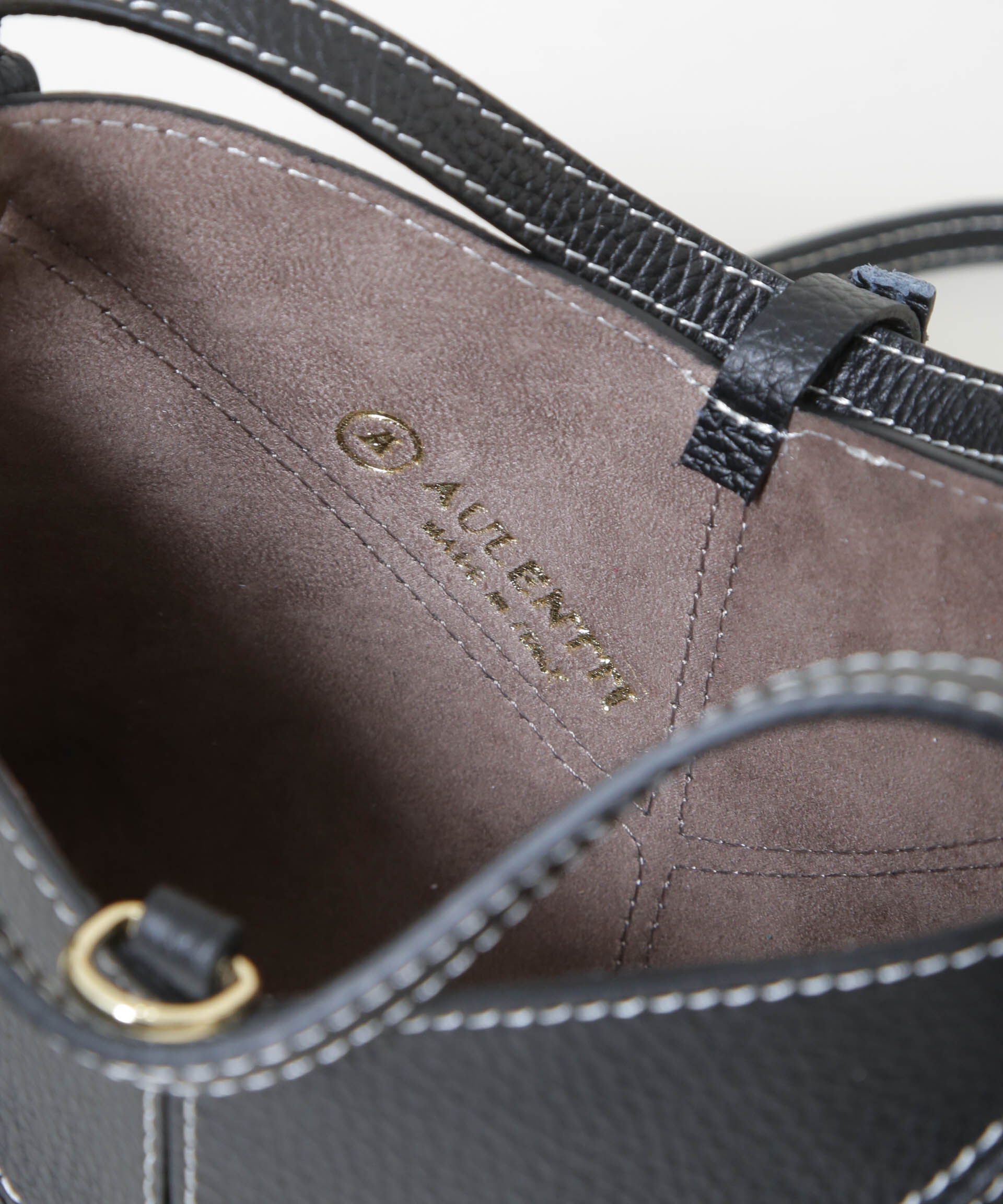 nano･universe「AULENTTI/レザーステッチショルダーバッグ」|ショルダー・メッセンジャー|