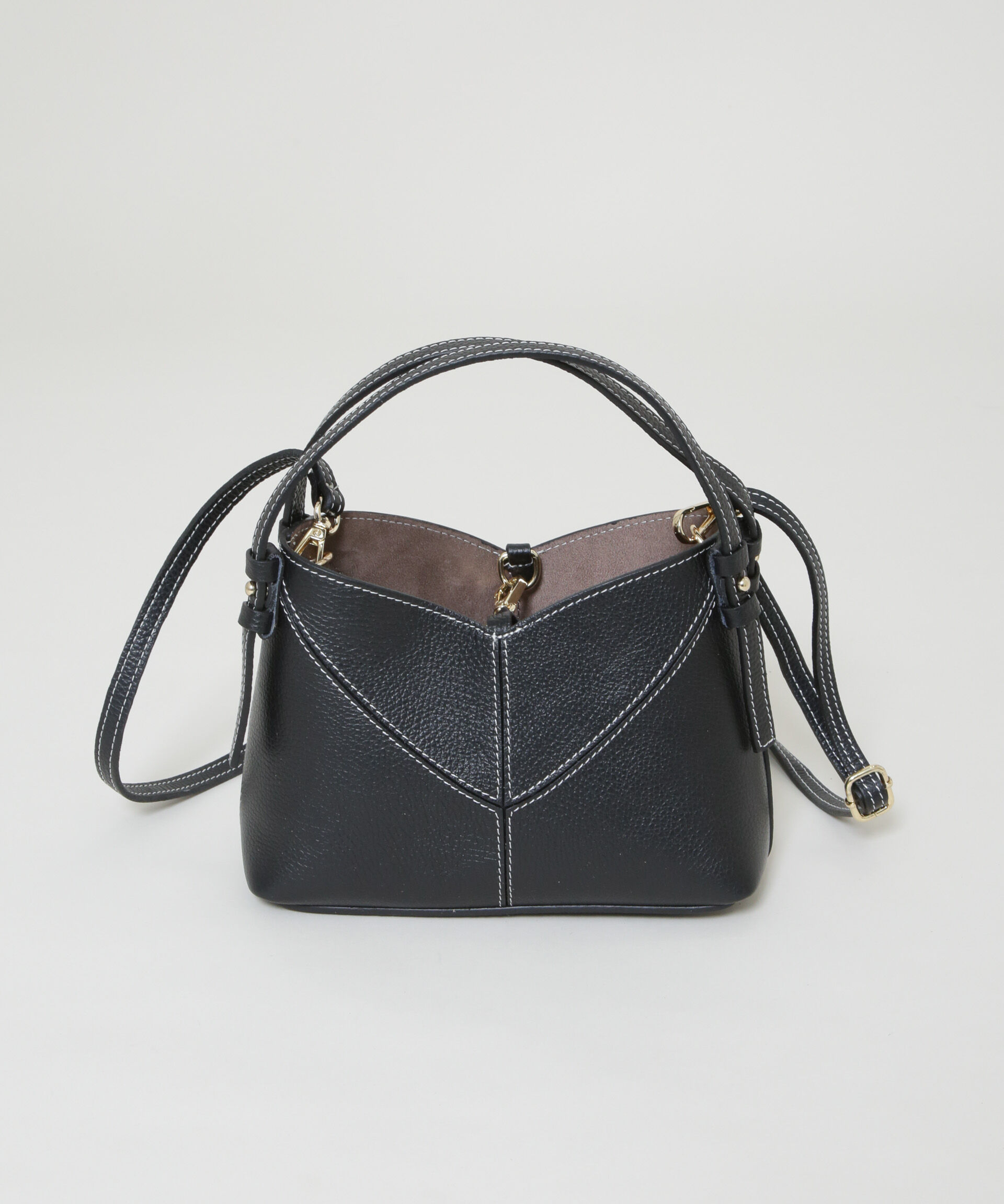 nano･universe「AULENTTI/レザーステッチショルダーバッグ」|ショルダー・メッセンジャー|