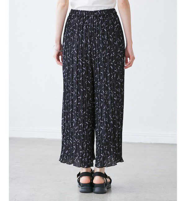 Rope&rsquo;Picnic「ガーデンフラワープリーツパンツ/リンクコーデ」|チノ|