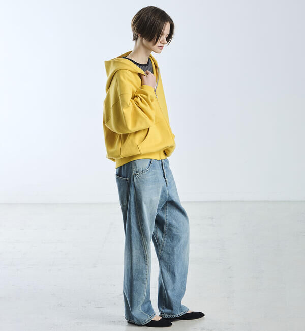  「SOPHIE TALKS ABOUT THE WEATHER | コットン ジップパーカー WOMEN」|パーカー|